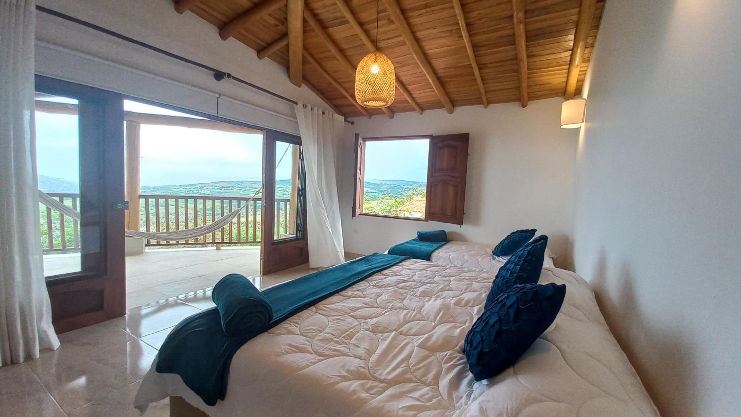 CASAS CAMPESTRES VILLA COVA Da IRIA BARICHARA