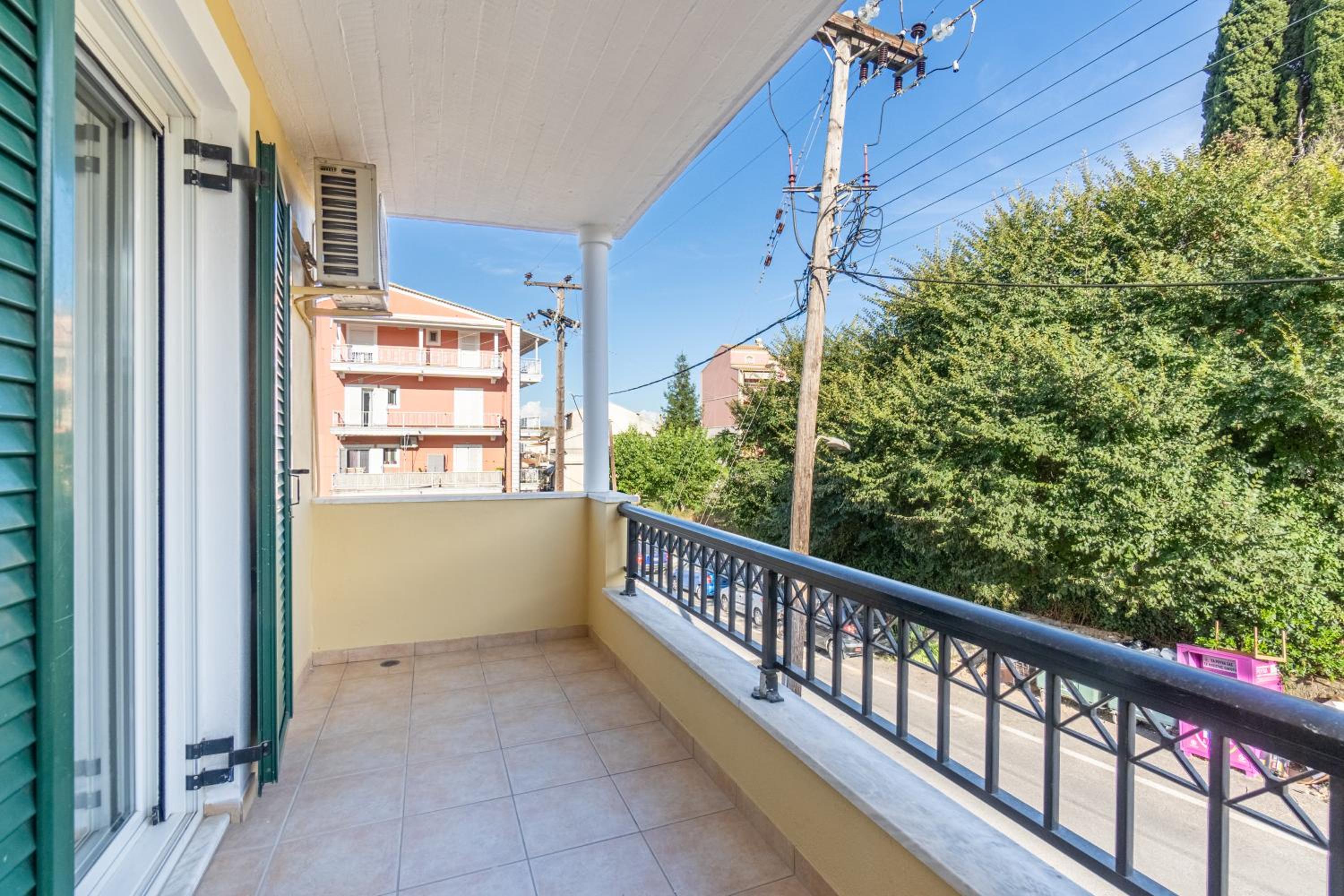 Seaview Portside apartment