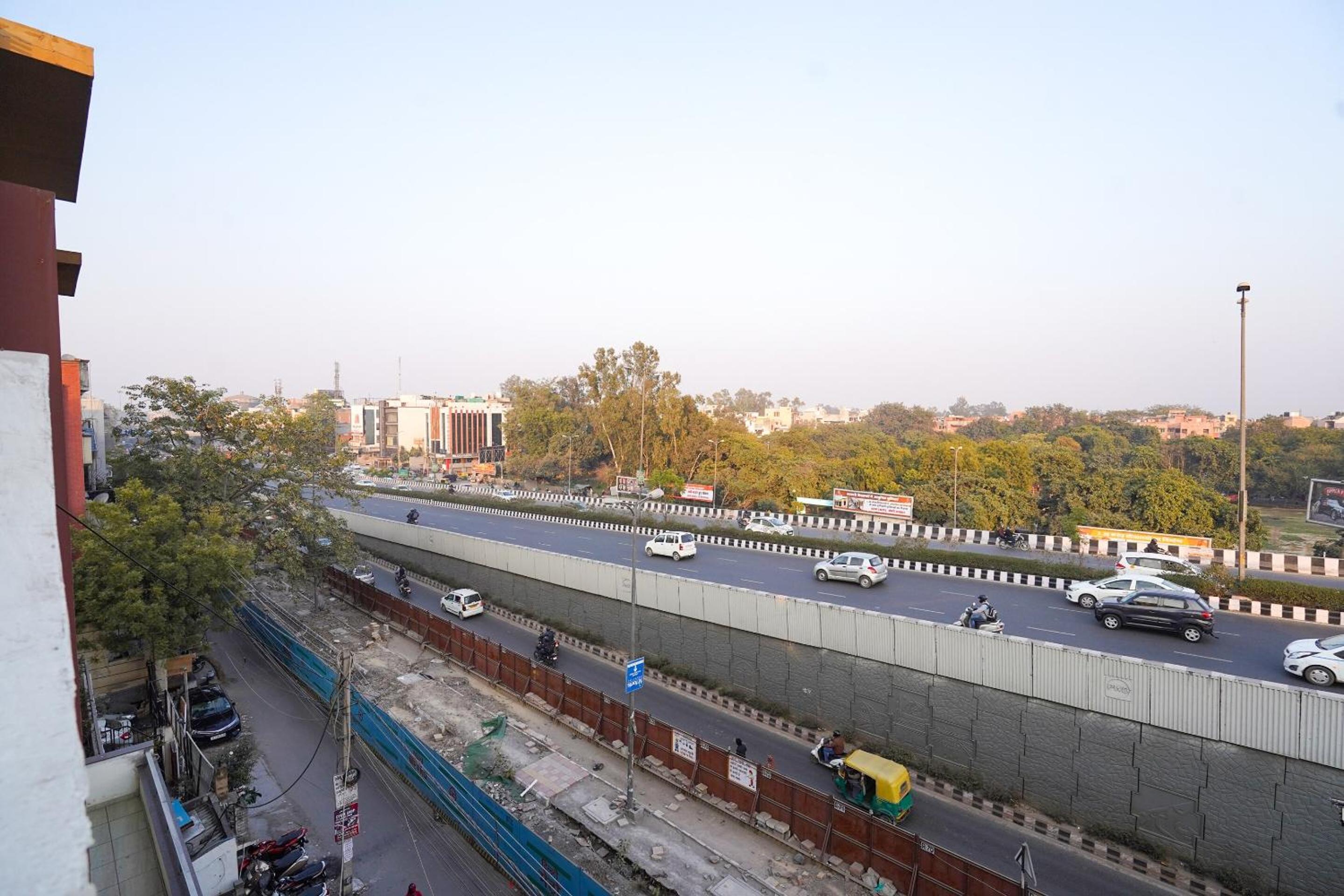 Hotel O Mannat Near Pacific Mall Tagore Garden view 3