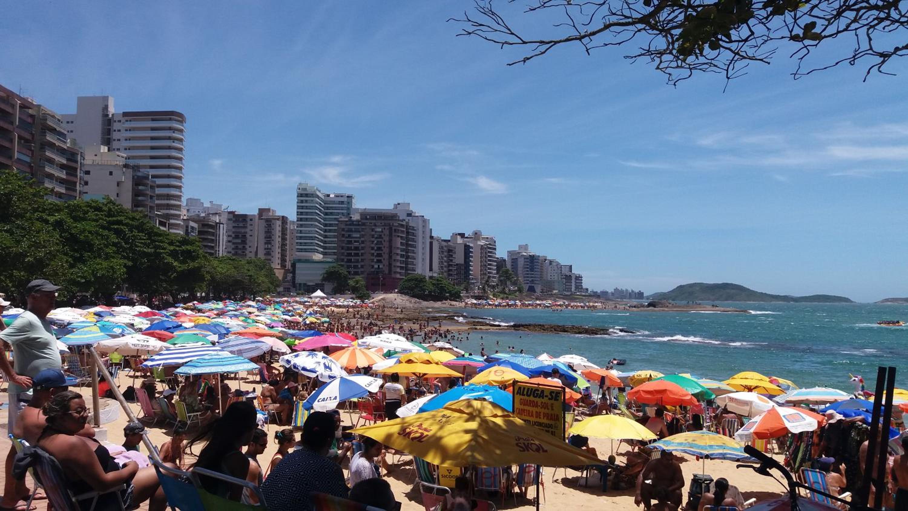 Excelente Apartamento na Praia do Morro, Guarapari-ES