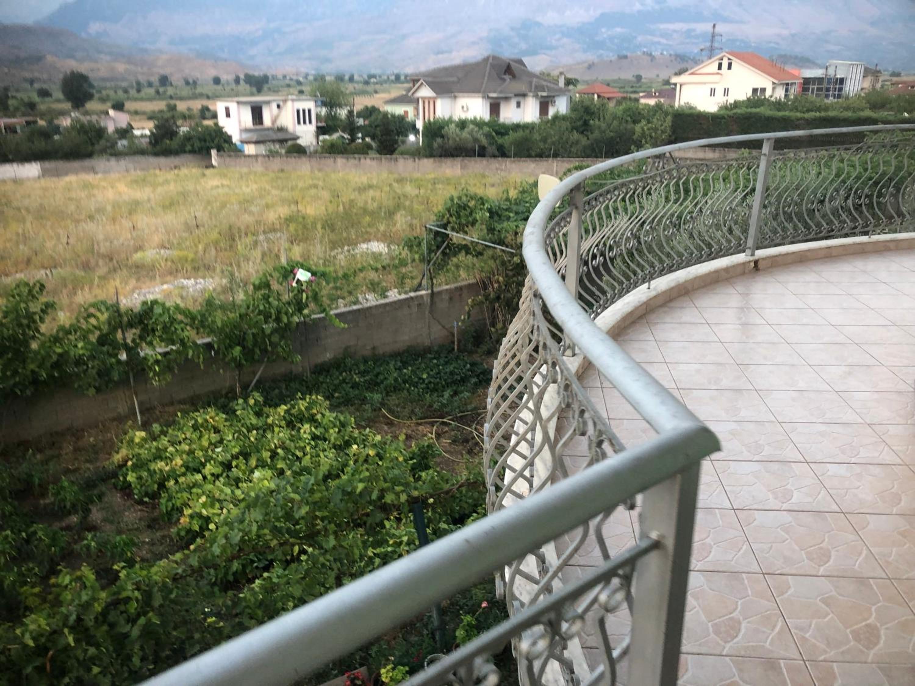 Villa Orhan Lazarat