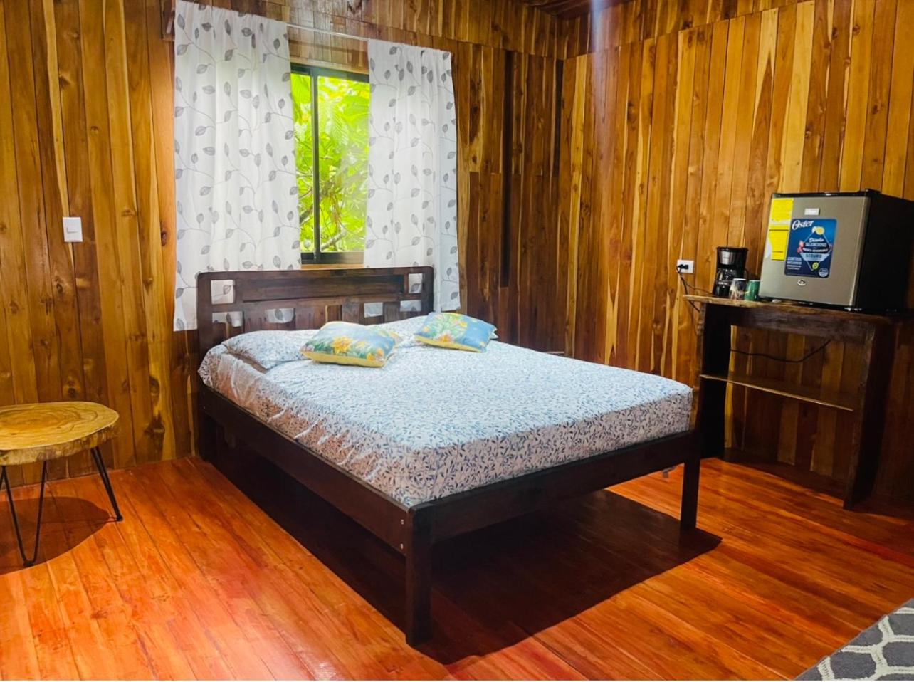 Río Celeste, Cacahua Lodge