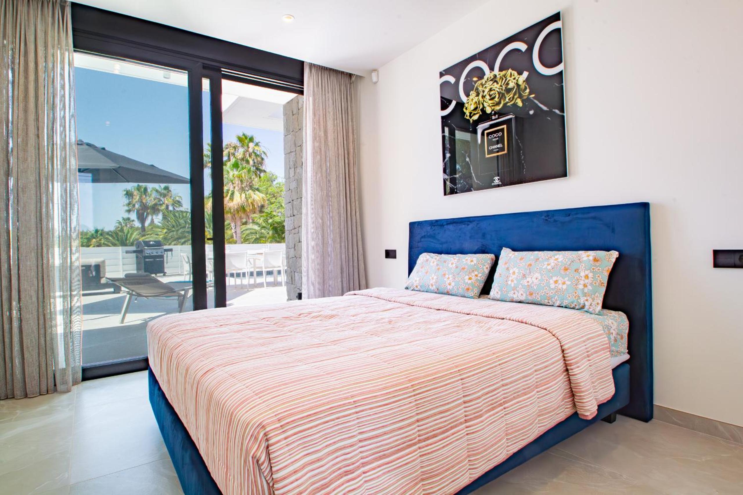Graham Holiday Rentals - Harmony