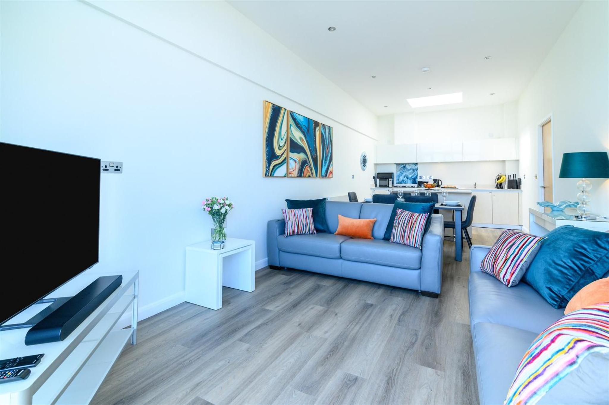 The Penthouse, 48 Zinc view 3