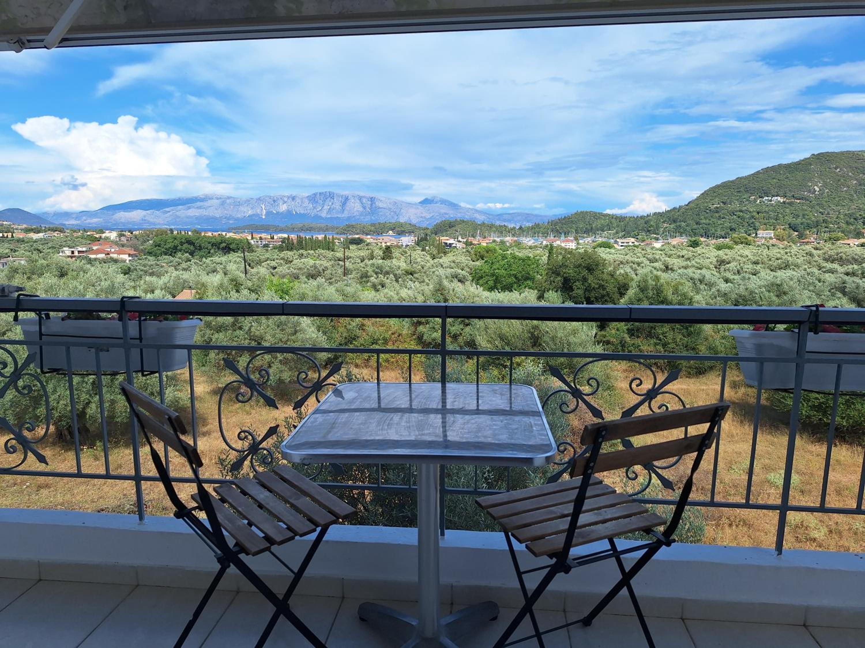 Horizon studio apartment