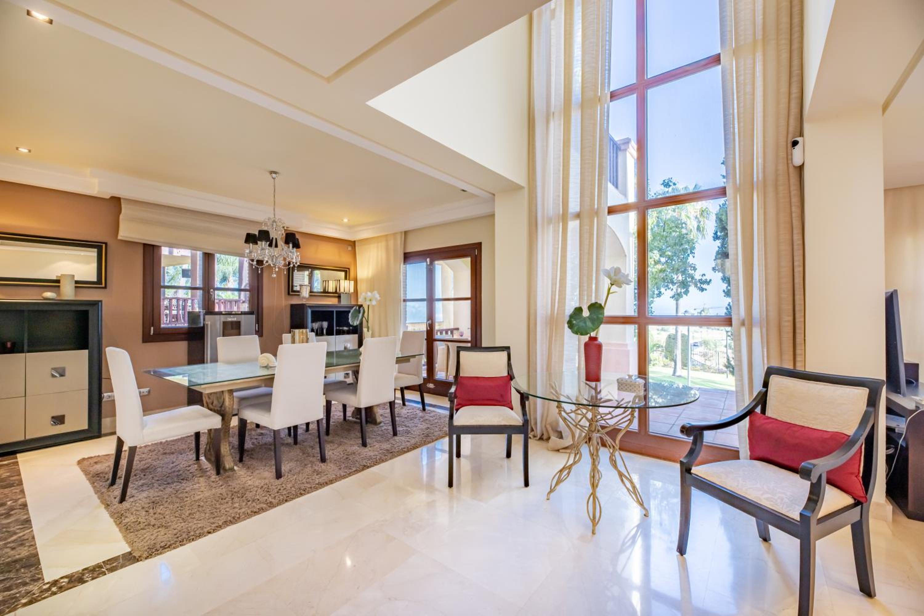 Capellanía Bliss by Kura Homes