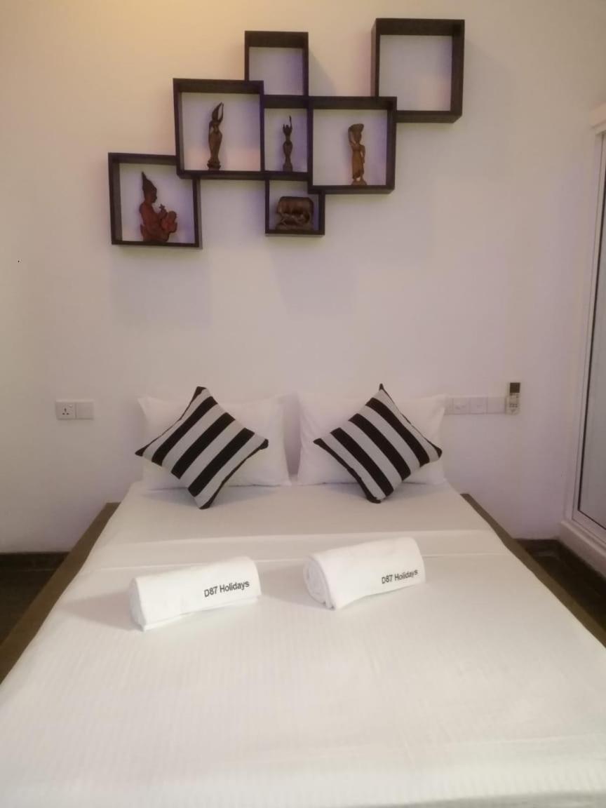 Beach Hotel D87 Negombo view 4