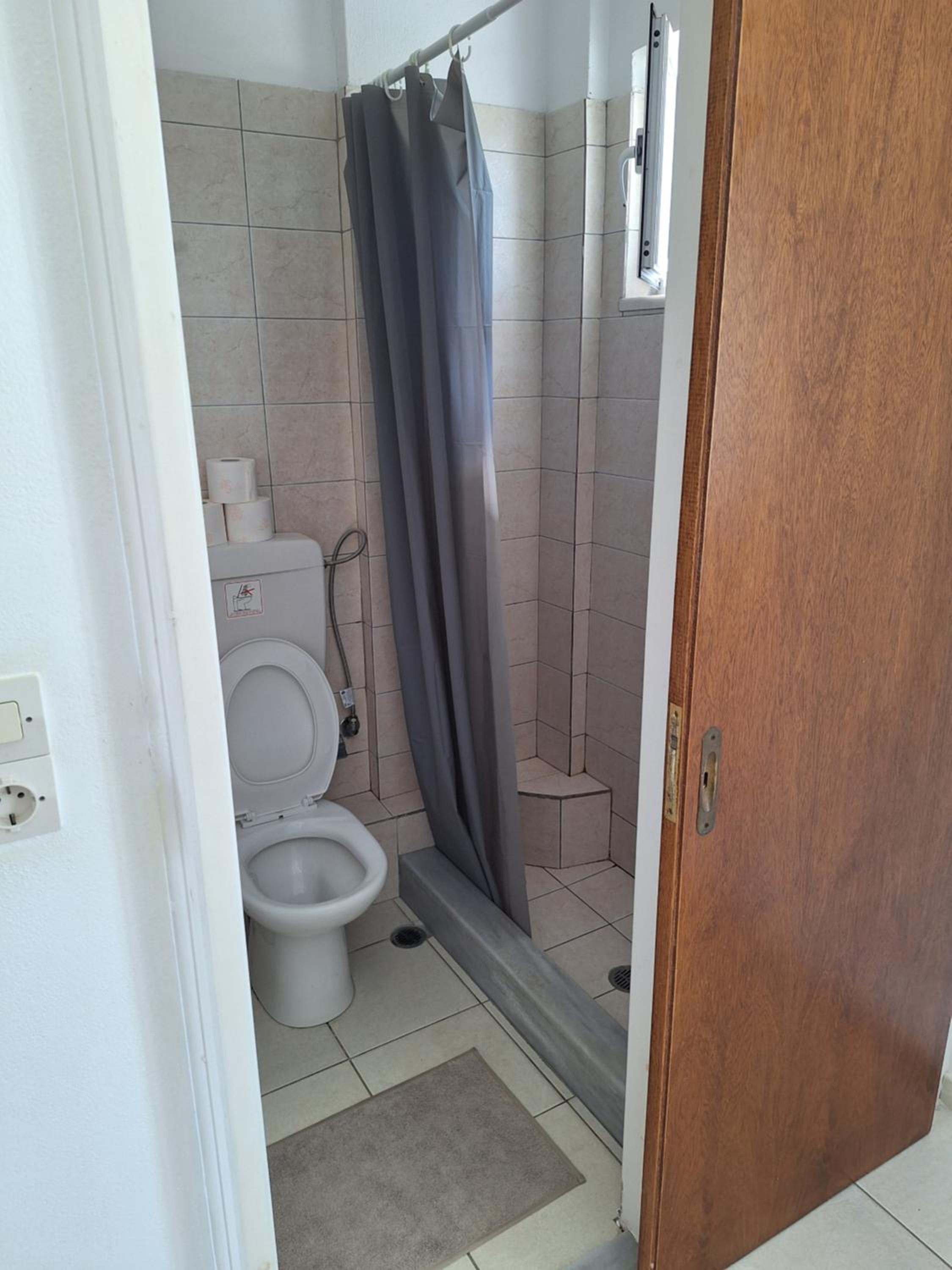 Horizon studio apartment