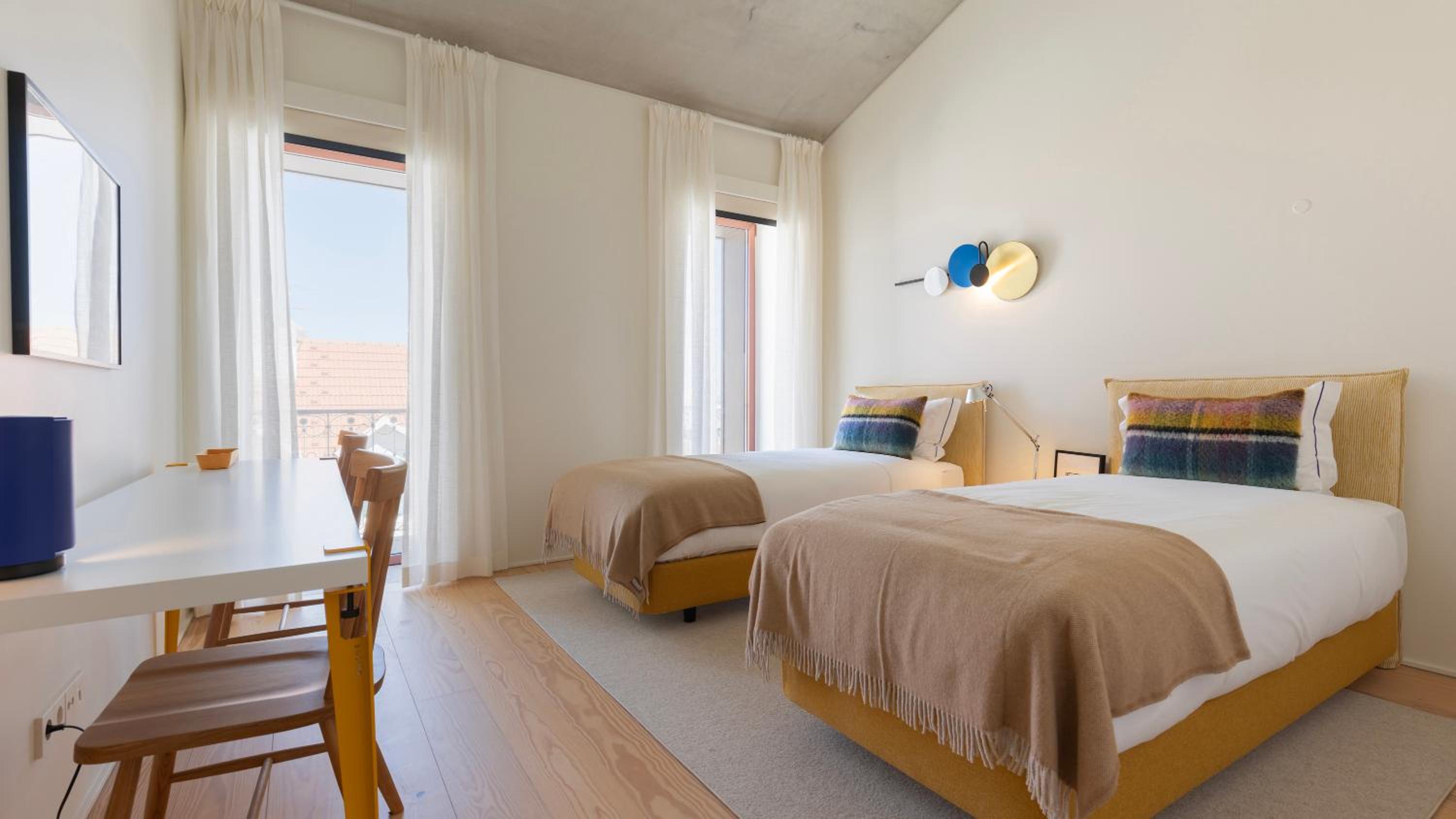 Artsy 3BDR Duplex by LovelyStay view 3