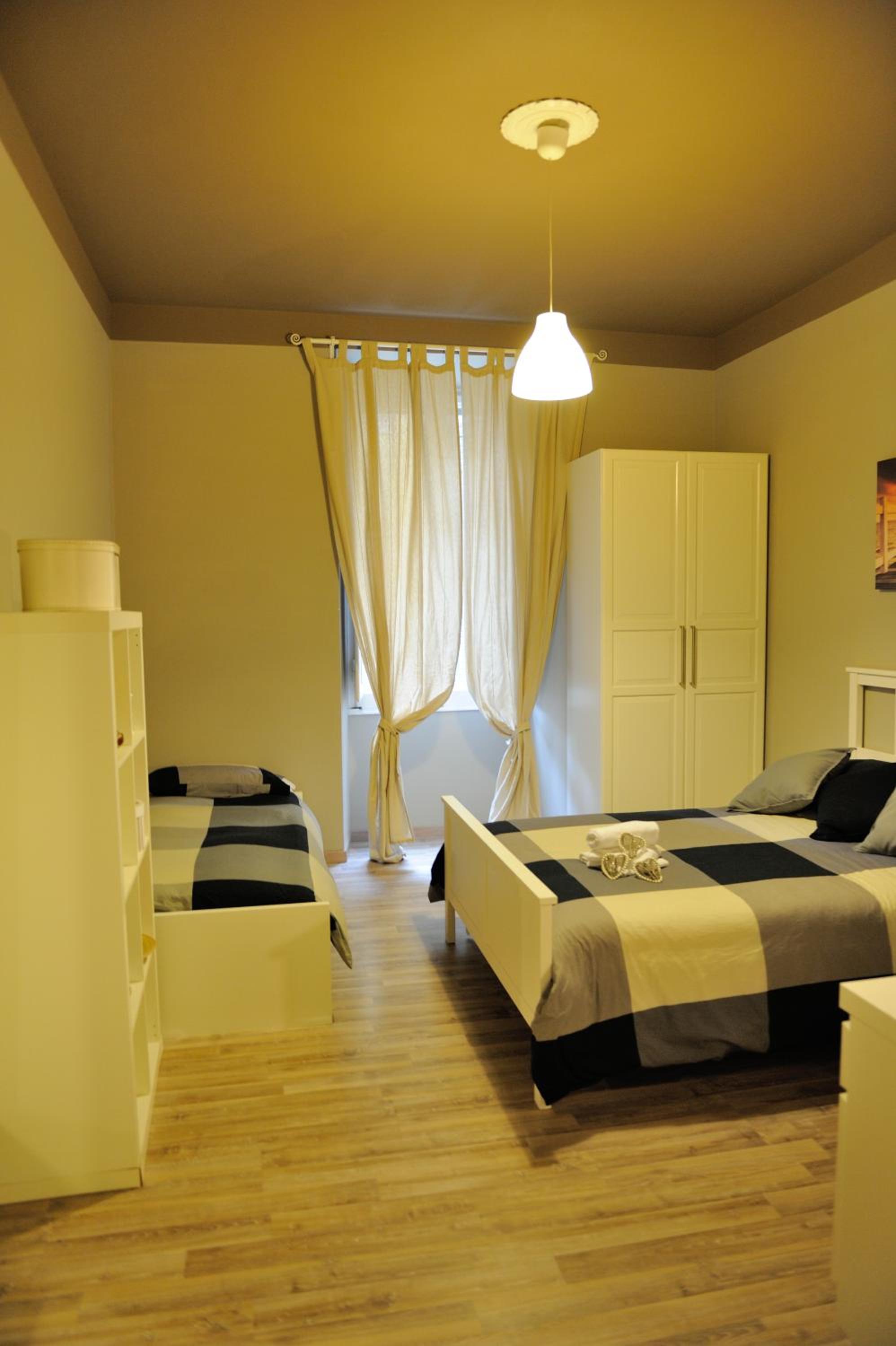 Alexia Home