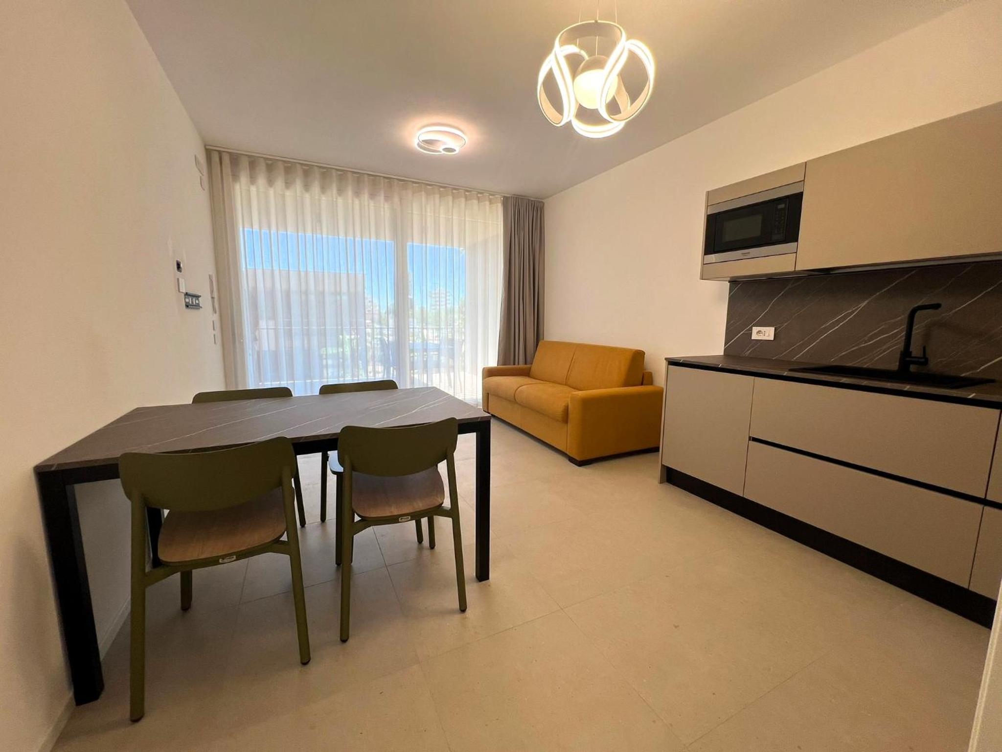 Sun Village Residence con Piscina - Piazza Aurora - Adria Holiday Jesolo - FAMILY APARTMENTS