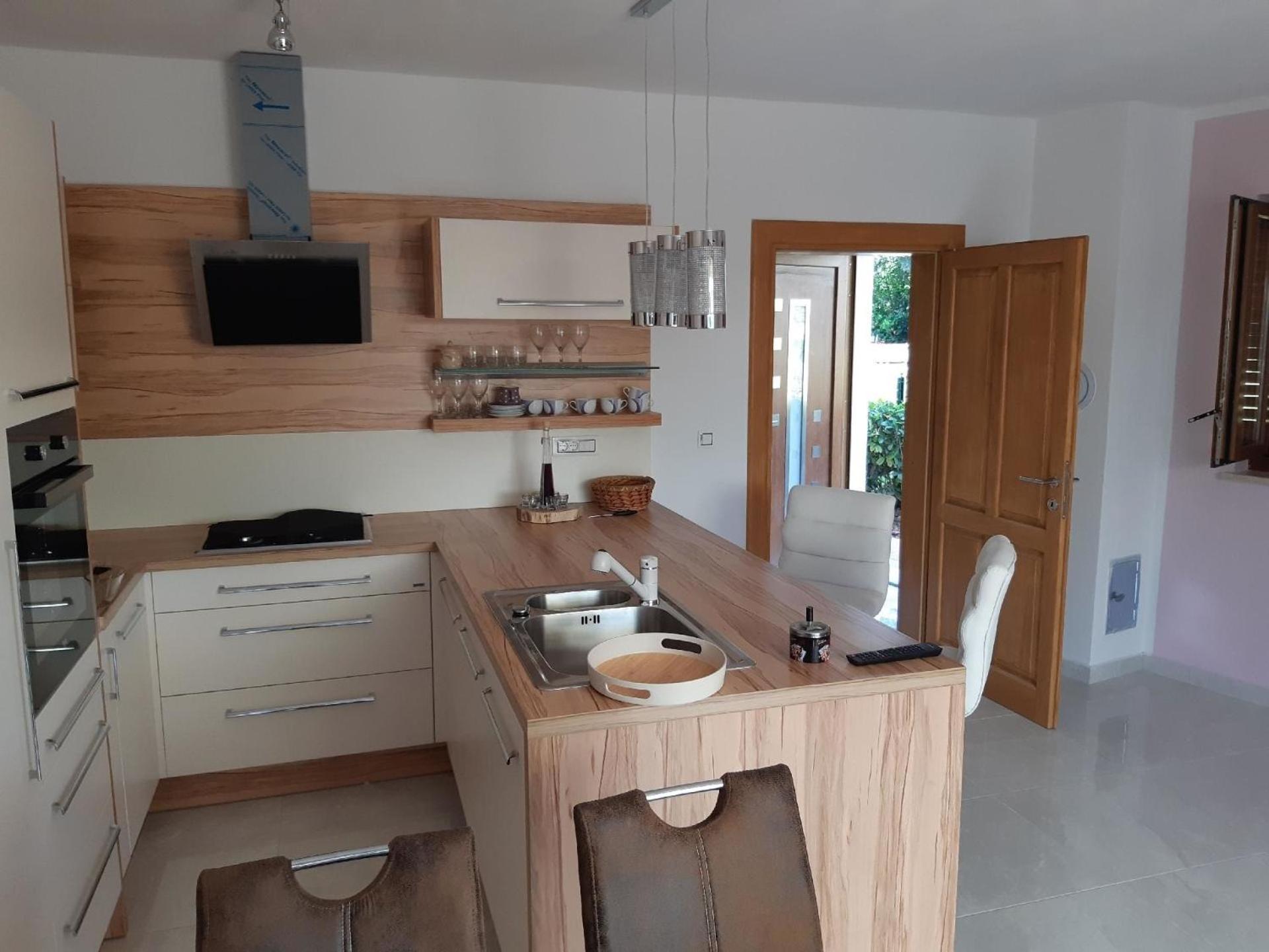 Ferienwohnung mit Terrasse für sechs Personen