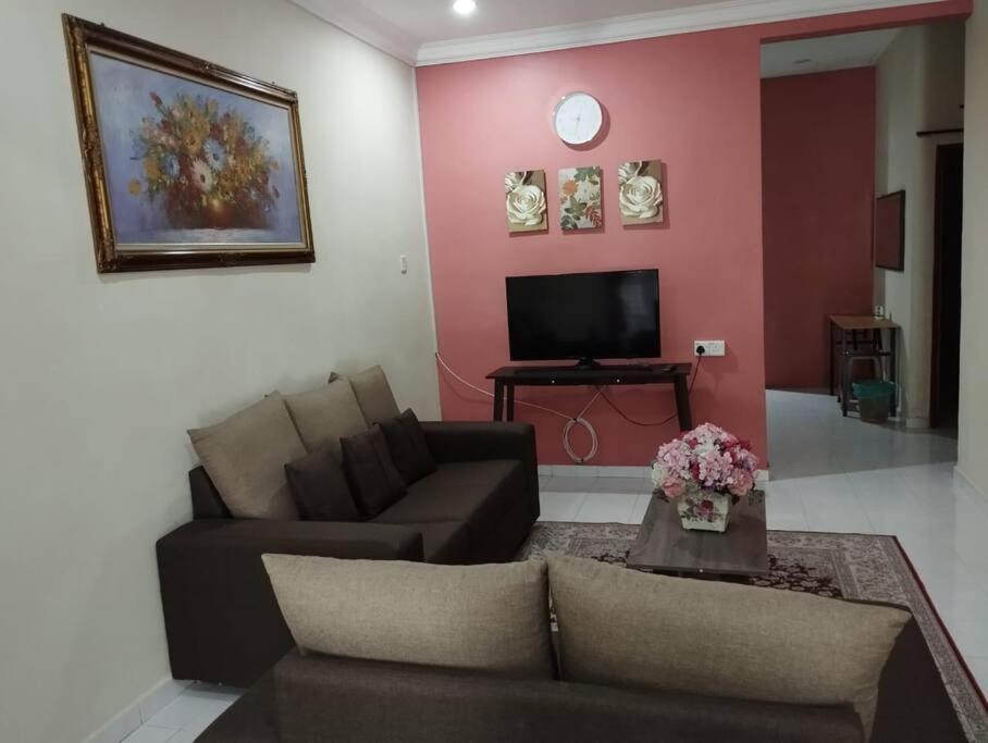 Homestay Amin 4 Fully Aircond Bedroom & 2 Bathroom photo 1
