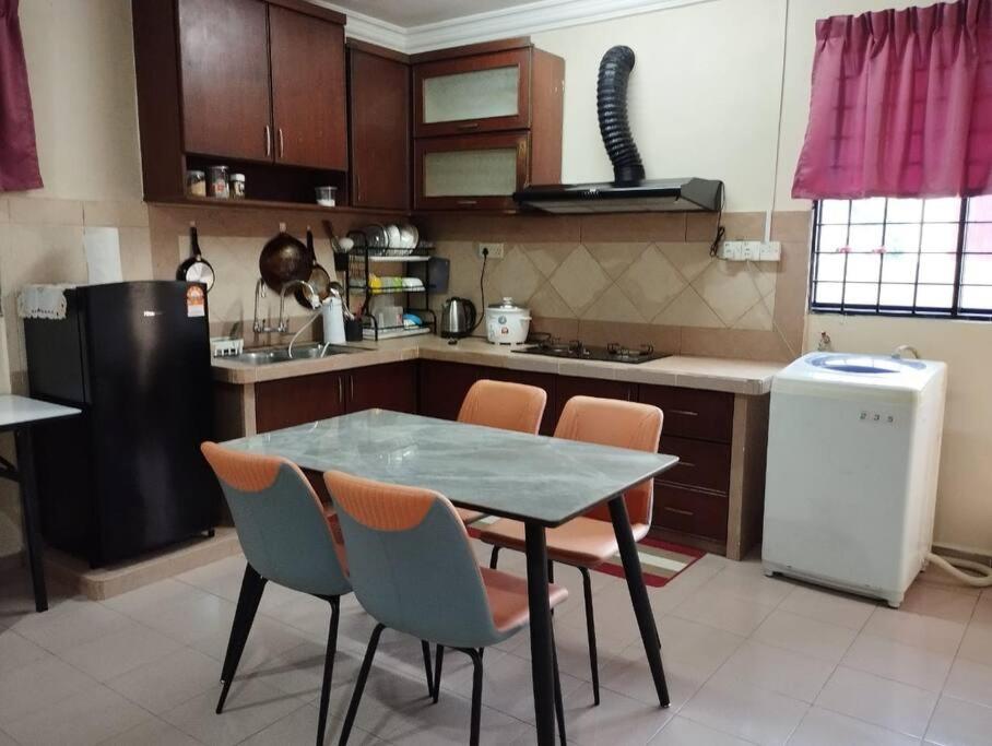 Homestay Amin 4 Fully Aircond Bedroom & 2 Bathroom photo 2