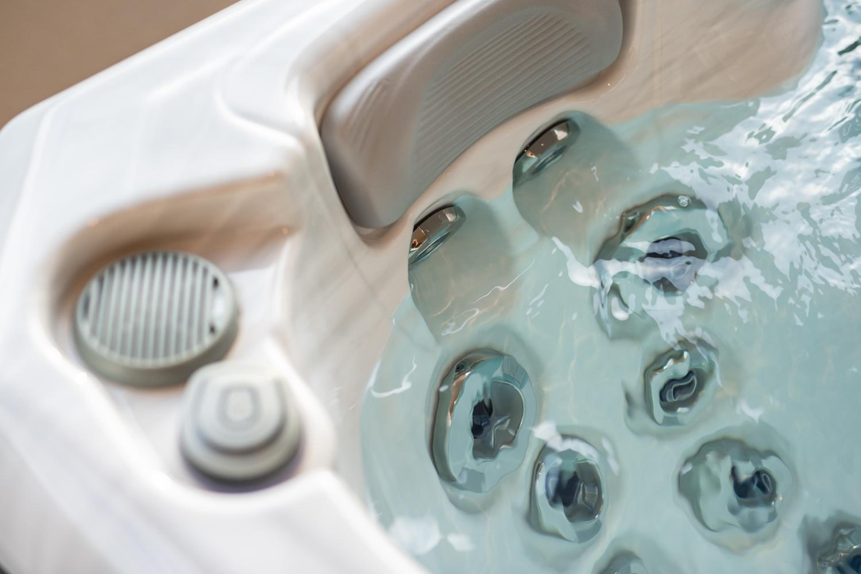 Aparthotel OLIVE with jacuzzi and breakfast