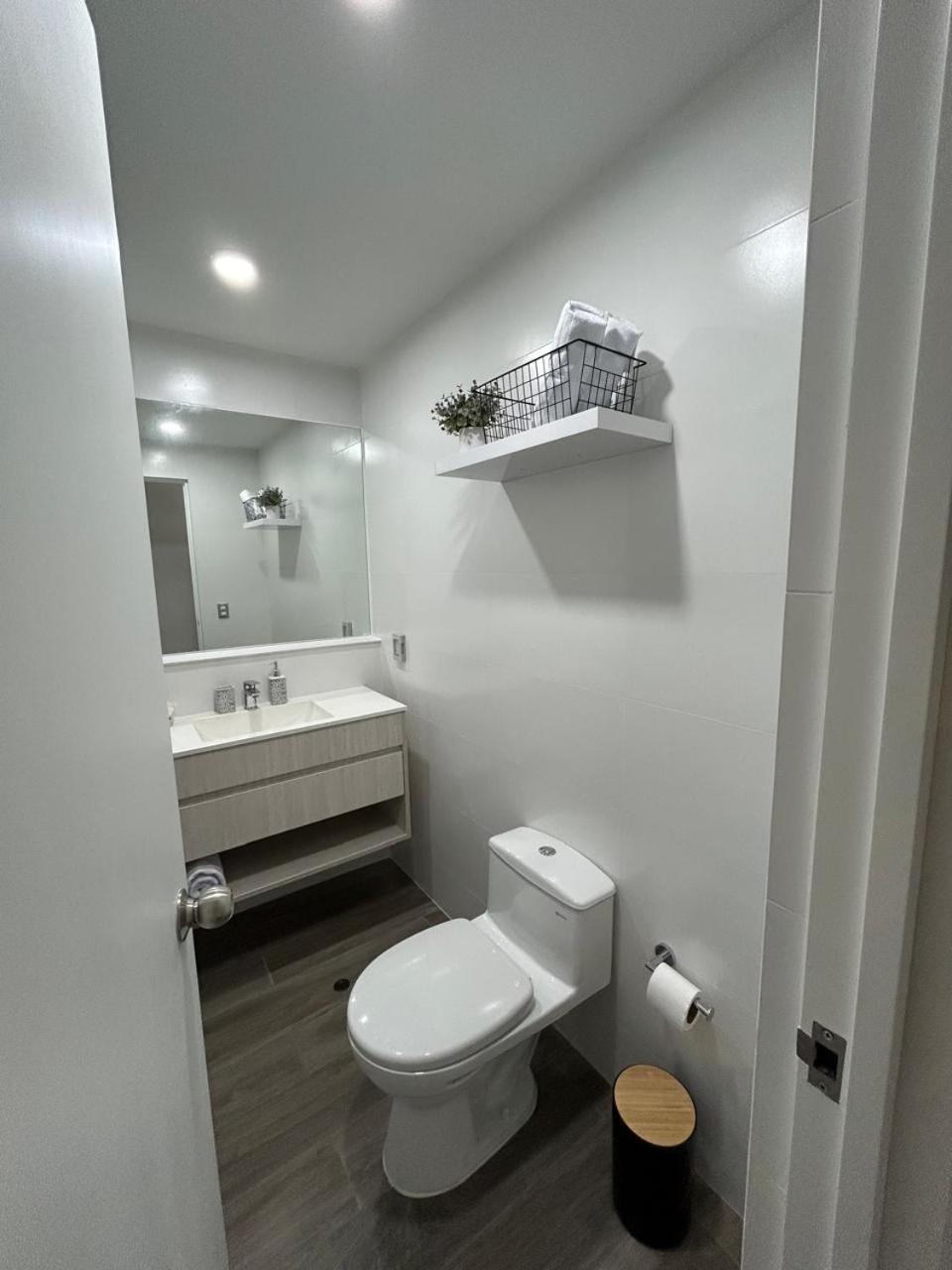 Comodo y Silencioso Apartamento 1BR en Barranco view 4