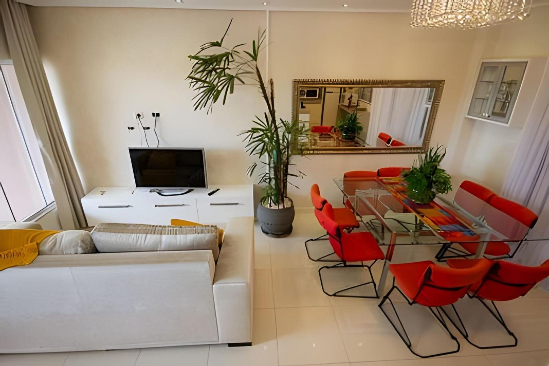Sobrado com 1 suite 2 quarto ar 1km Shopping JL