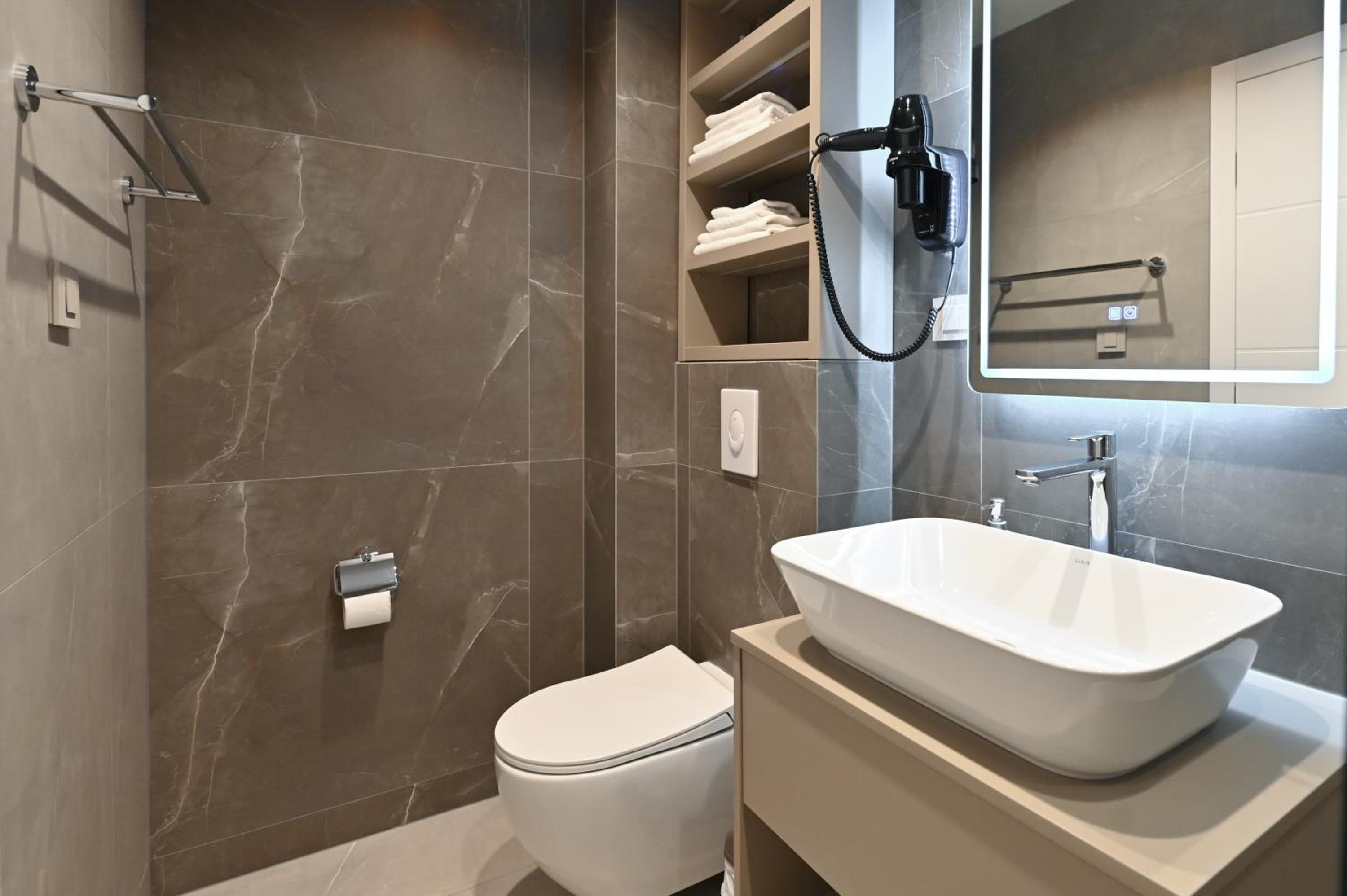 Aparthotel OLIVE with jacuzzi and breakfast
