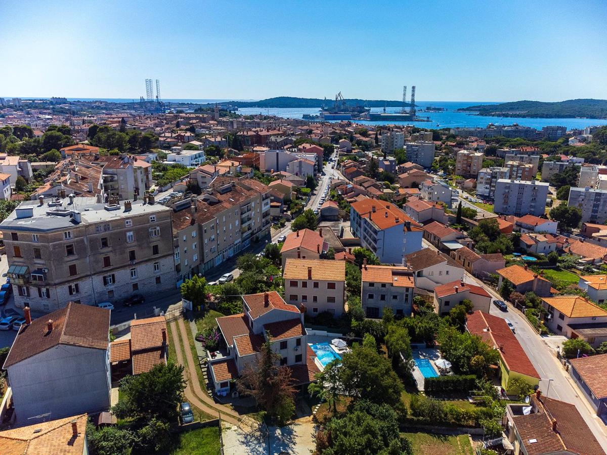 Hotel Big swimming pool Monvidal - Image 1