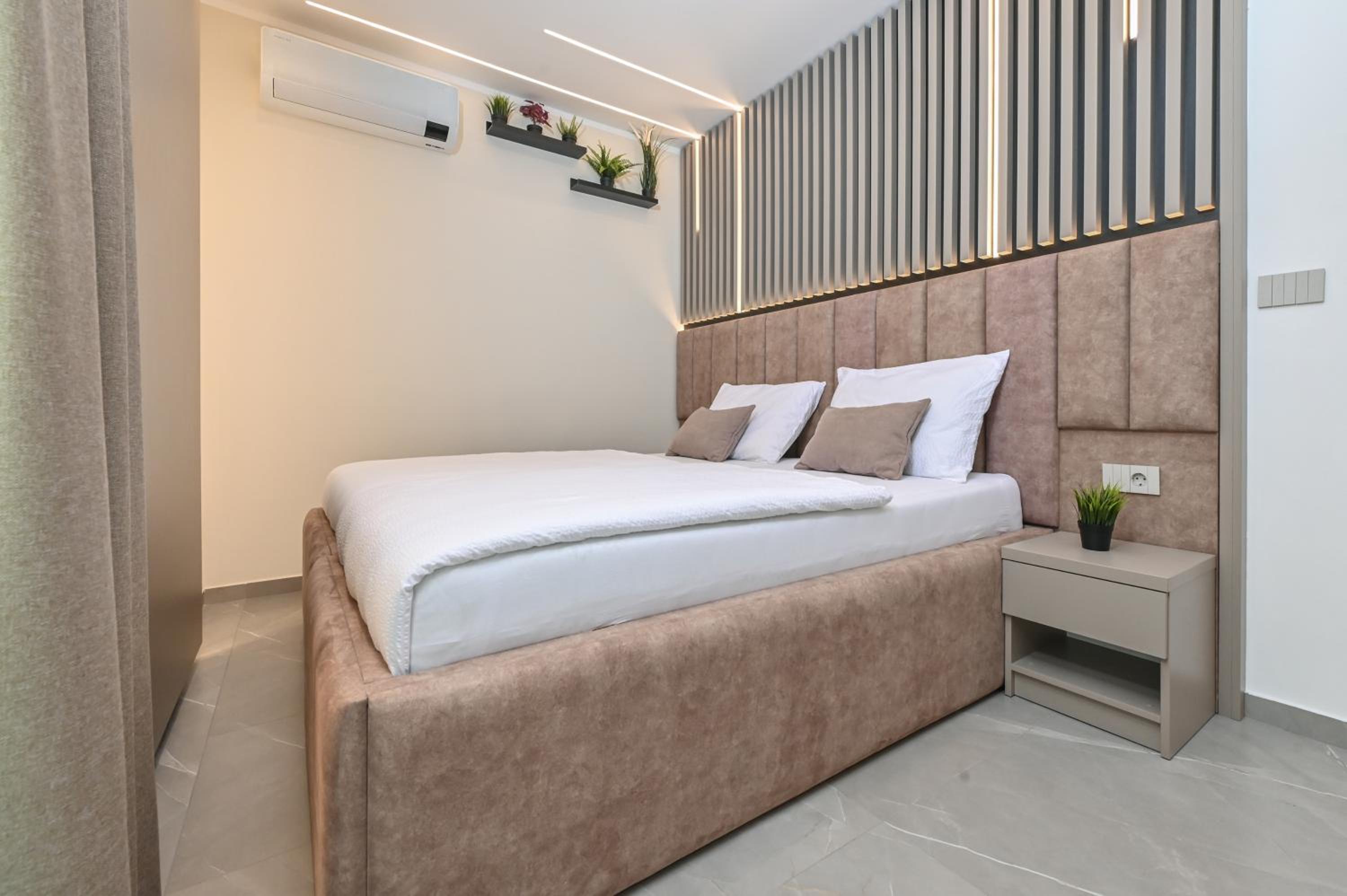 Aparthotel OLIVE with jacuzzi and breakfast
