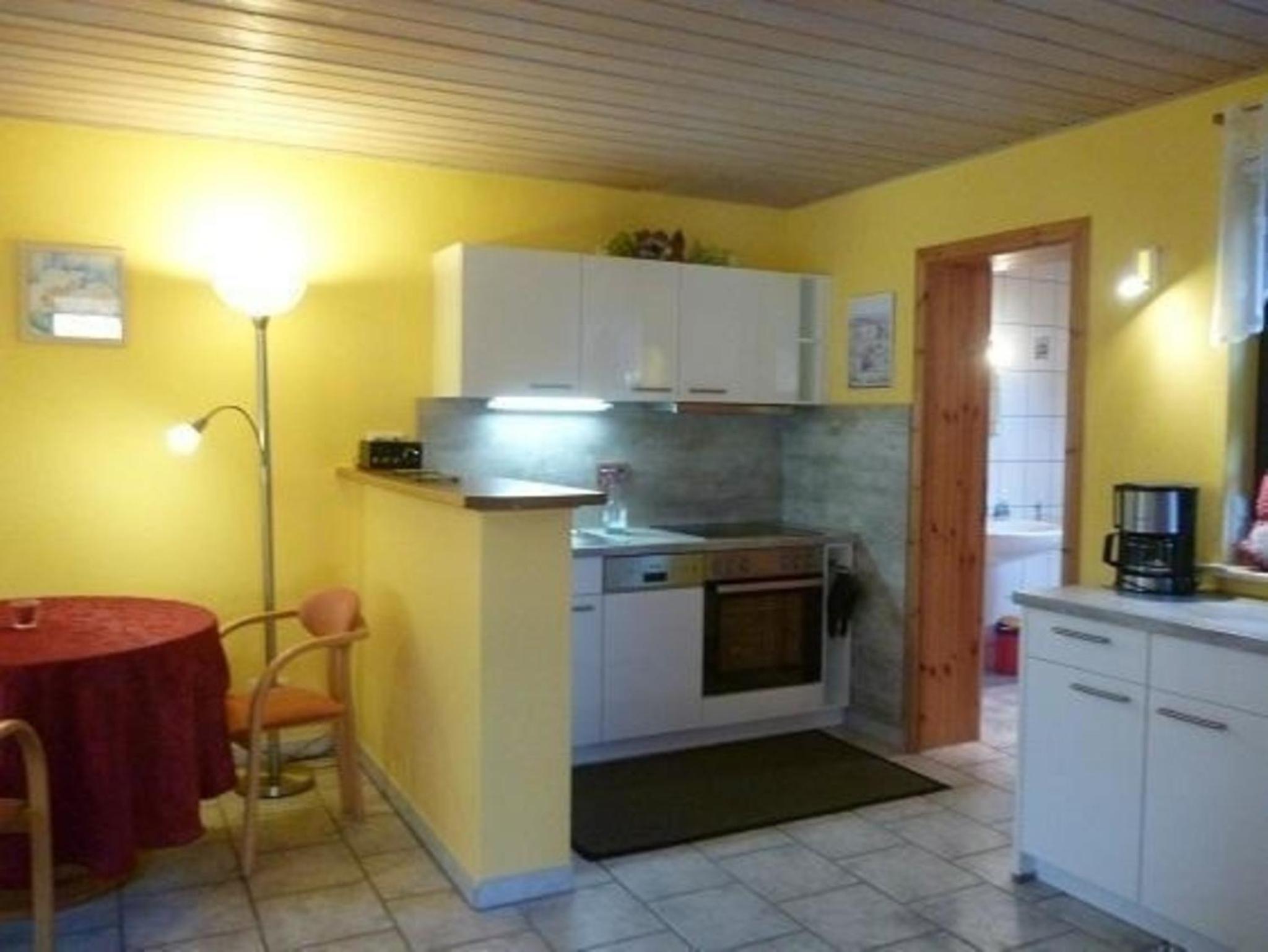 Schönes Ferienhaus in Althagen mit Terrasse und Grill