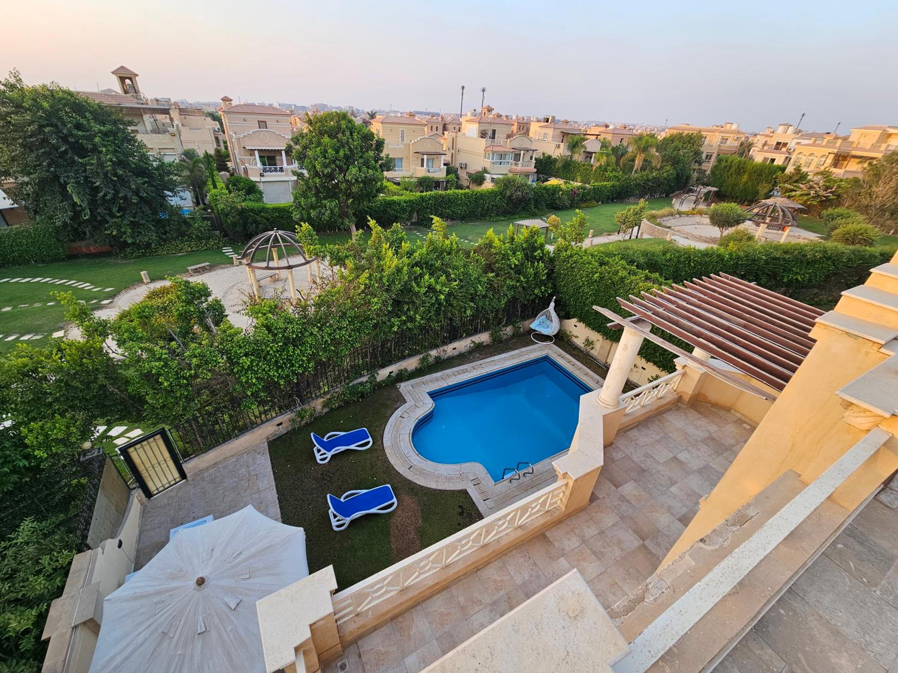 luxury Villa with swimming pool