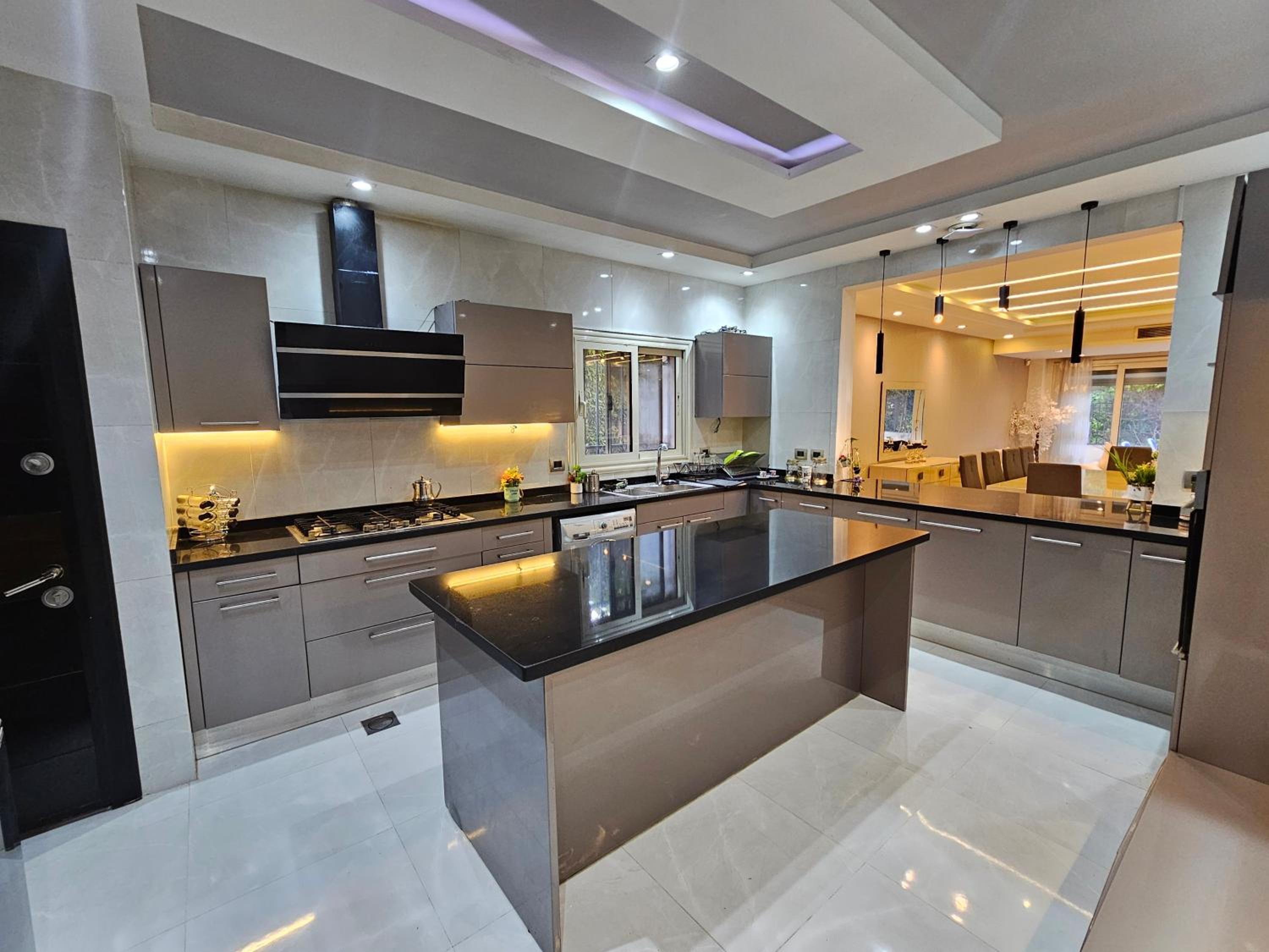 luxury Villa with swimming pool