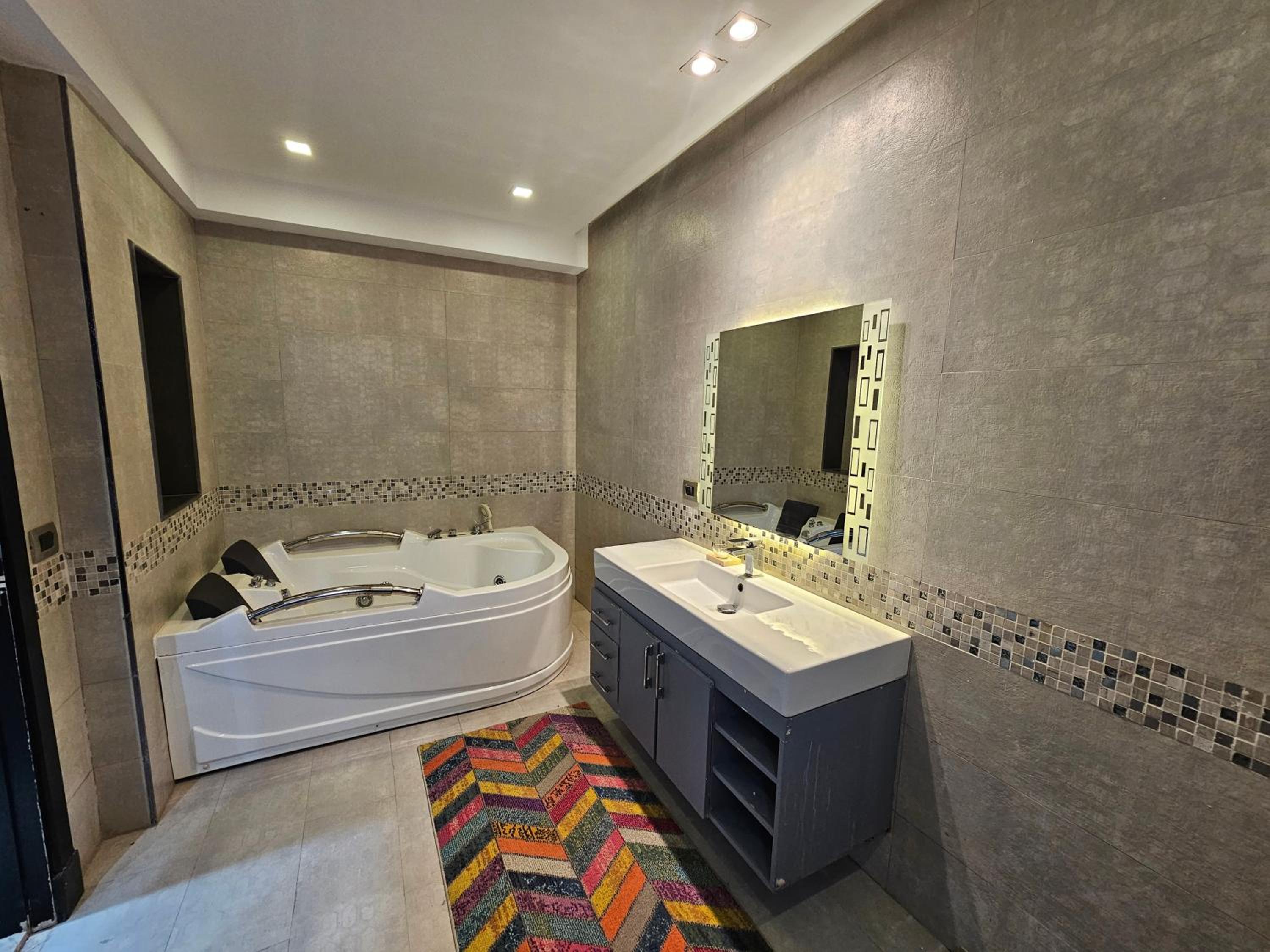 luxury Villa with swimming pool