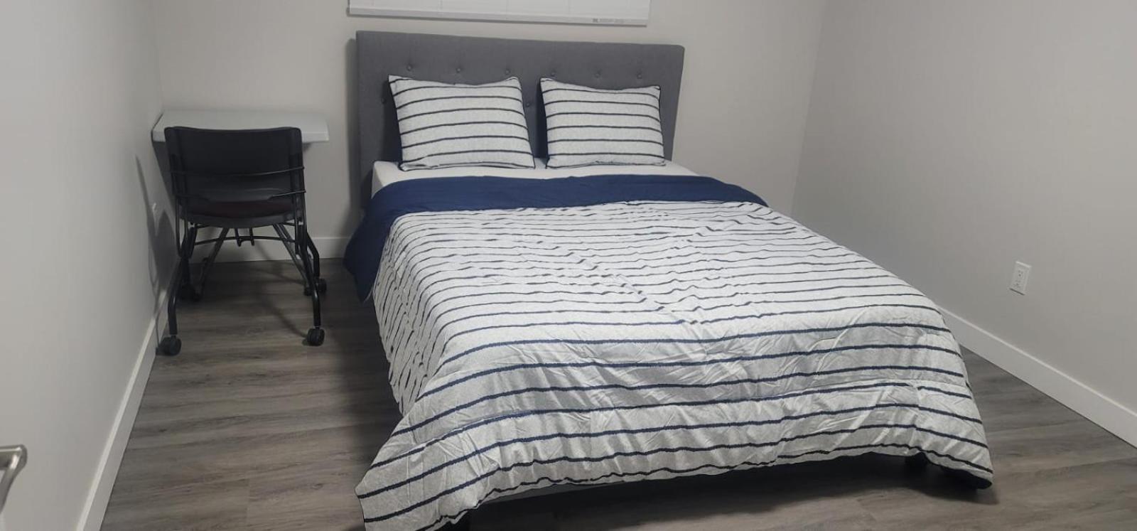A Cozy home away from home at South East Calgary