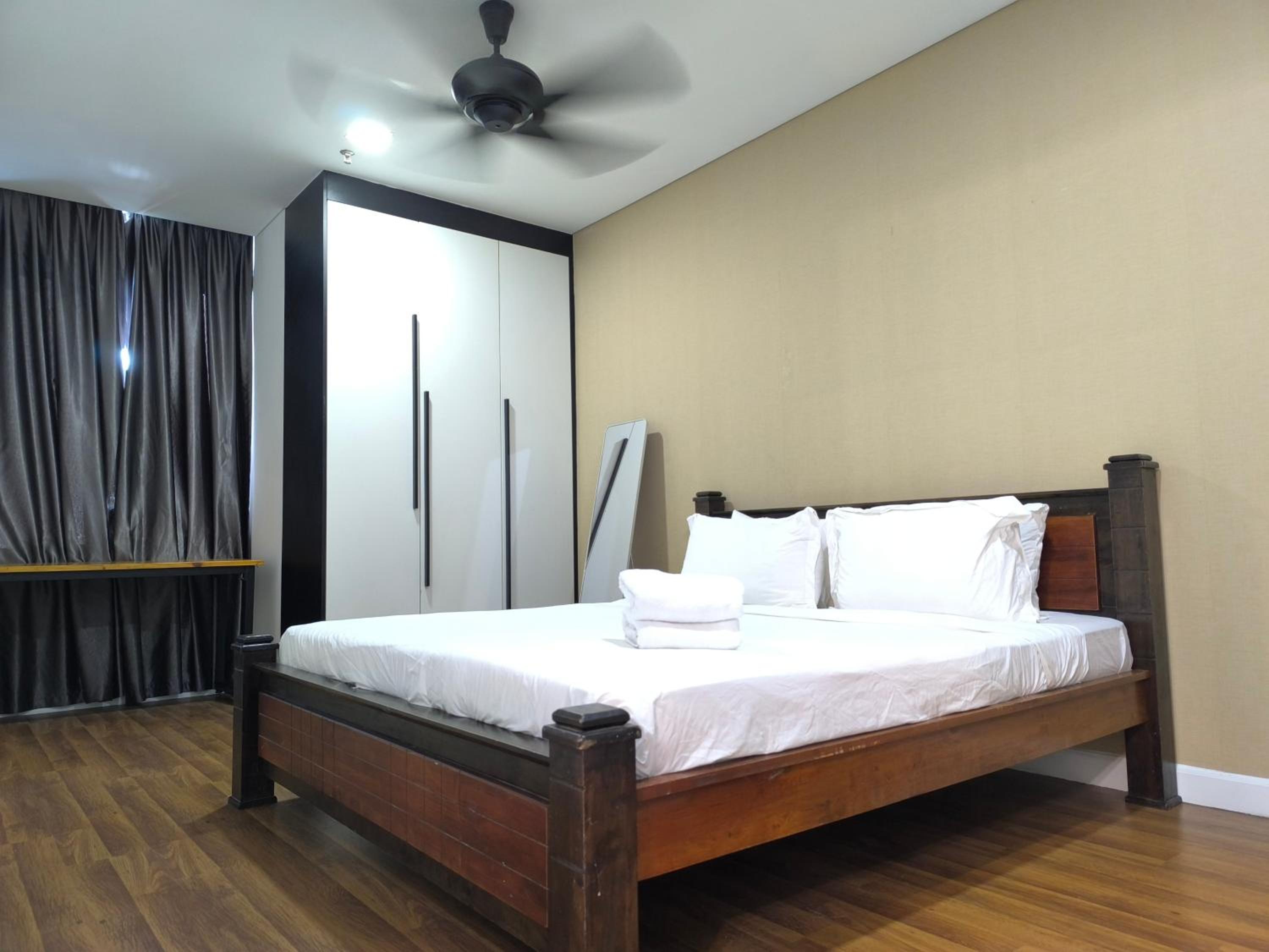Summer suits klcc asia home city