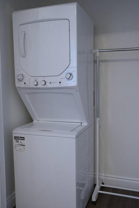 Modern 1BR in Wortley Village with Wi-Fi and Washer&Dryer