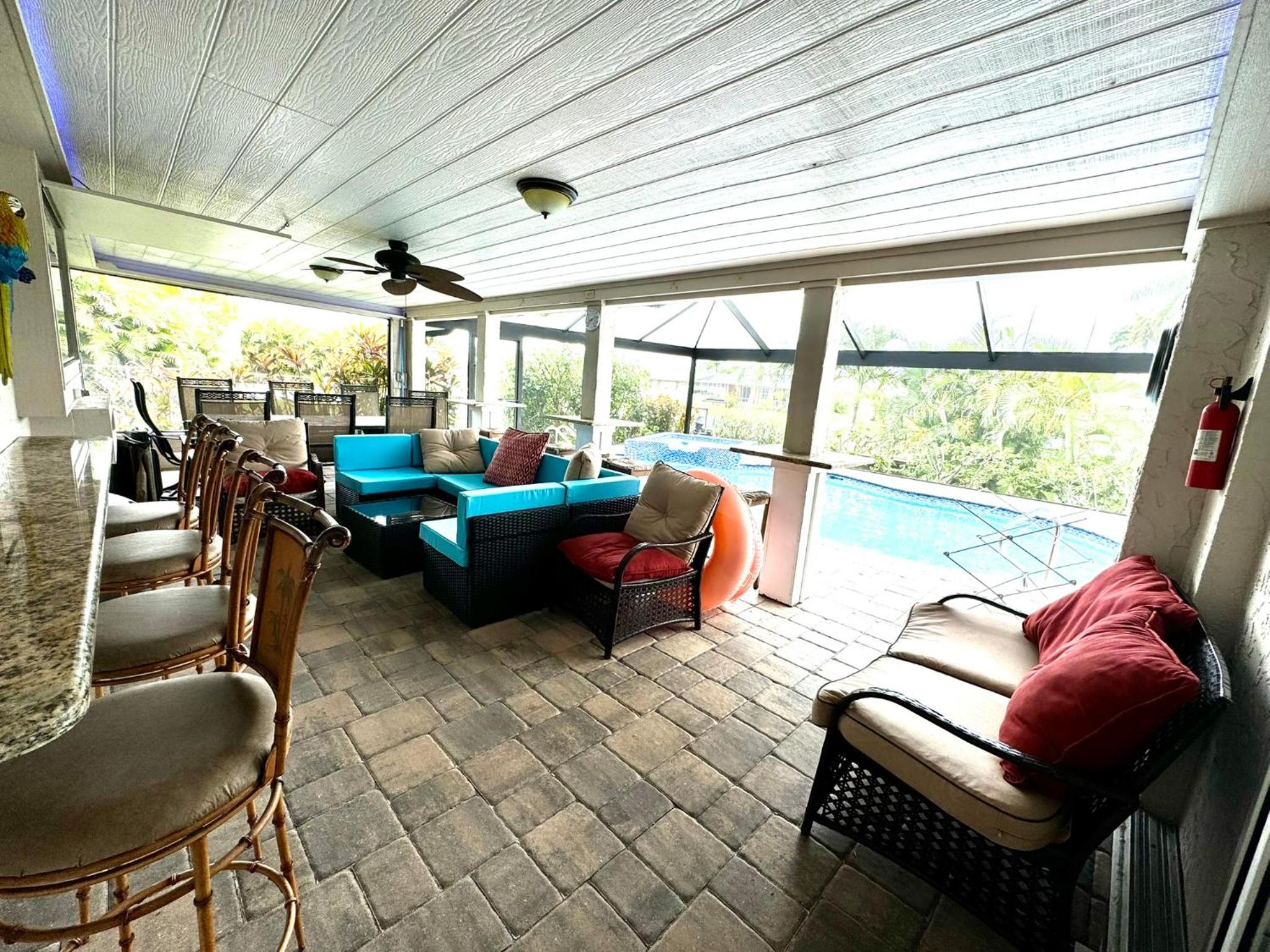 lounge
