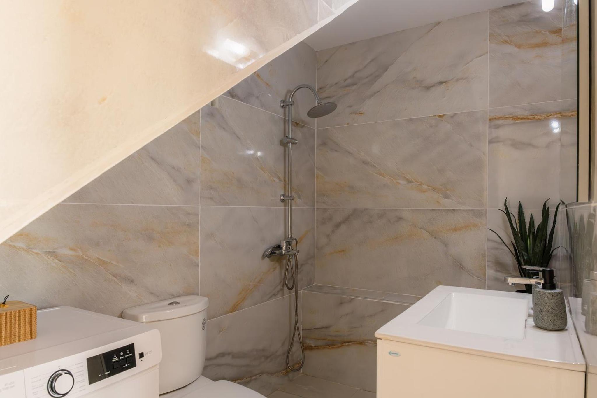 Lemonanthos Villa