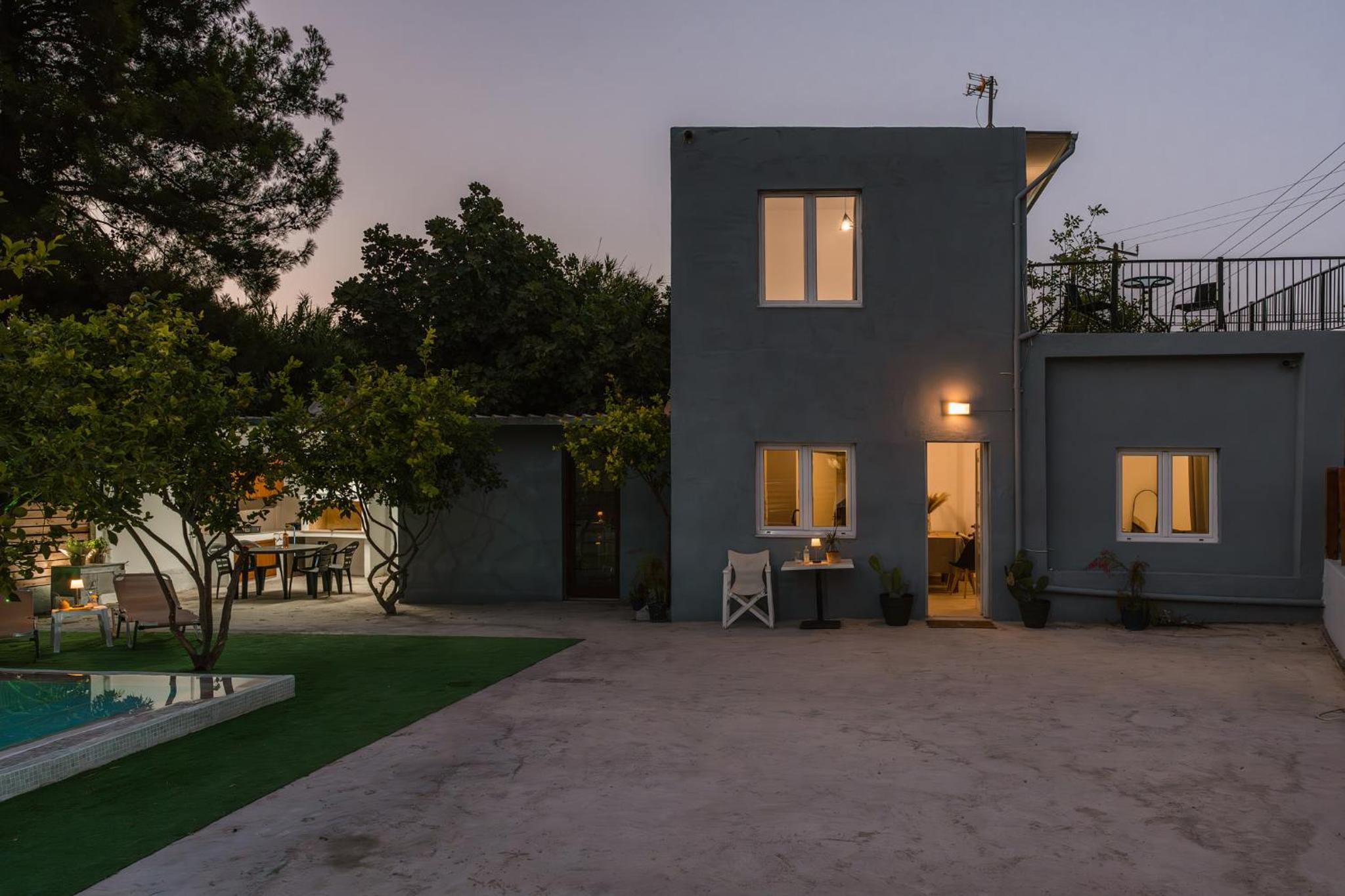 Hotel Lemonanthos Villa - Image 1