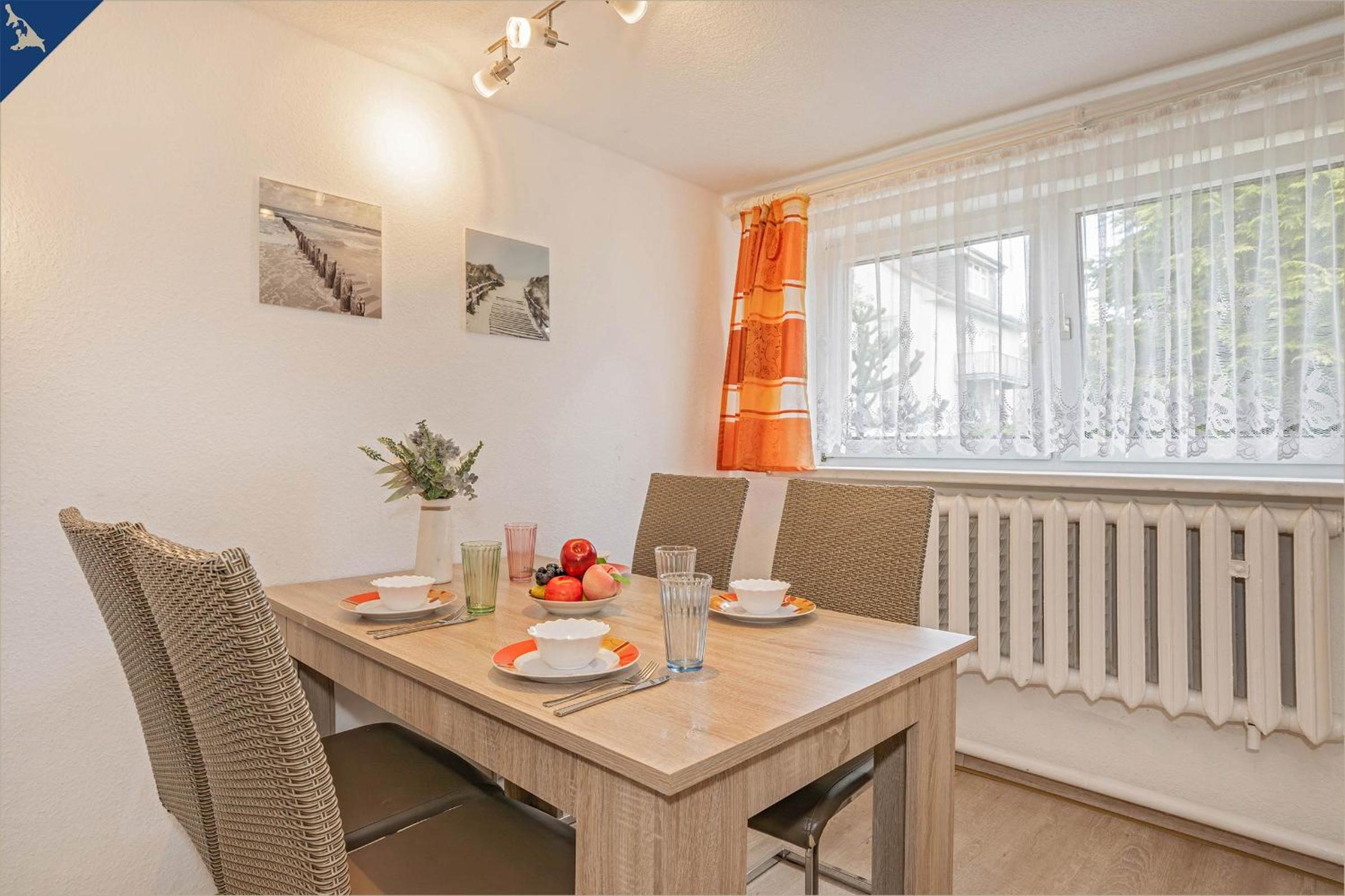Ferienwohnung Kristin en Zinnowitz — dining