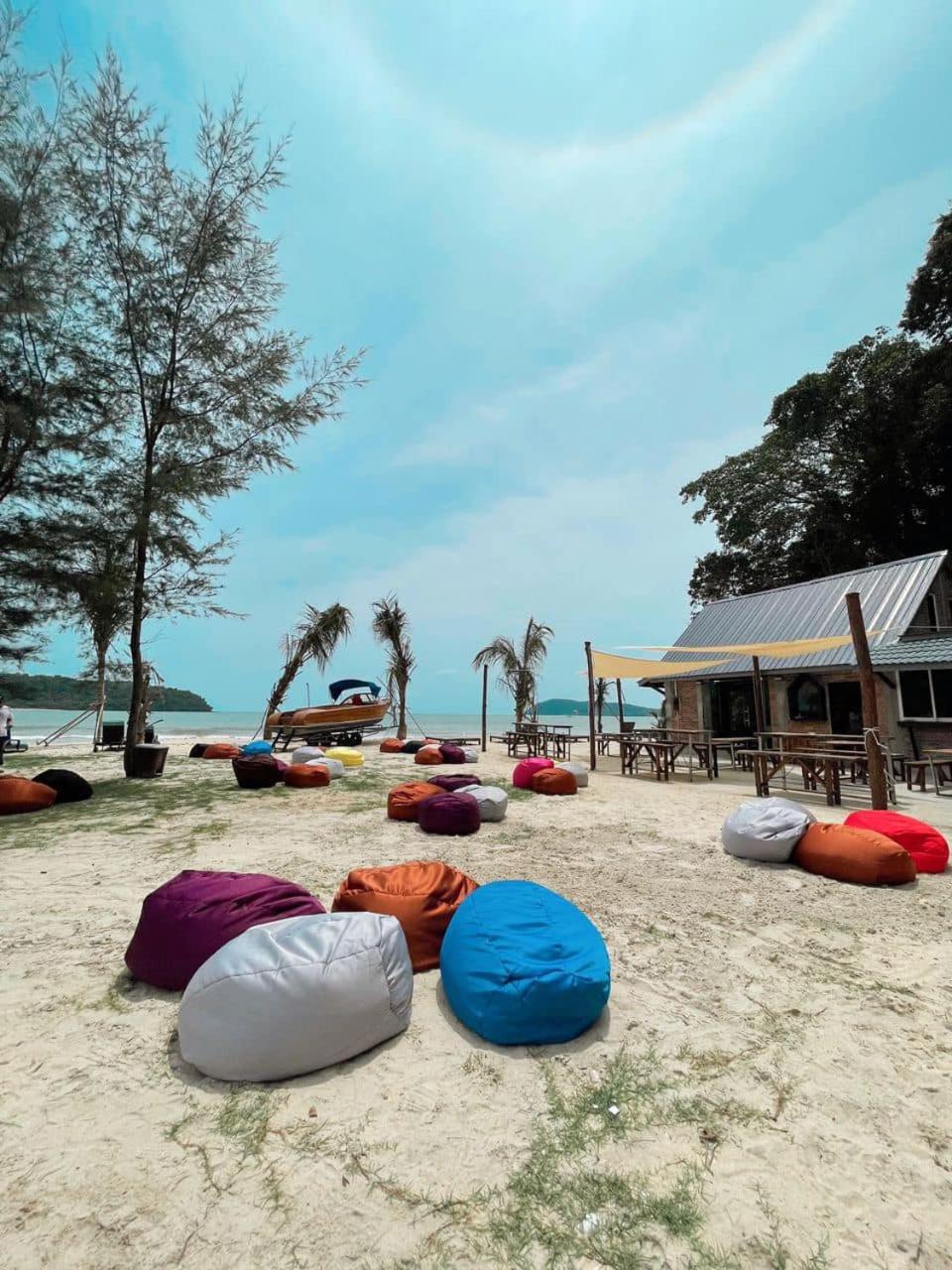 Langkawi Pantai Cenang - Private Beach Glamping Experience photo 7