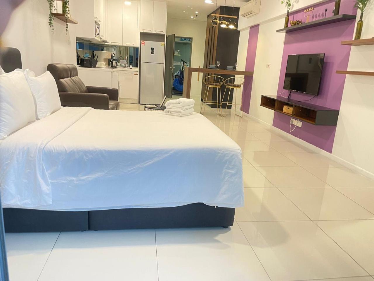 Summer suits klcc asia home city