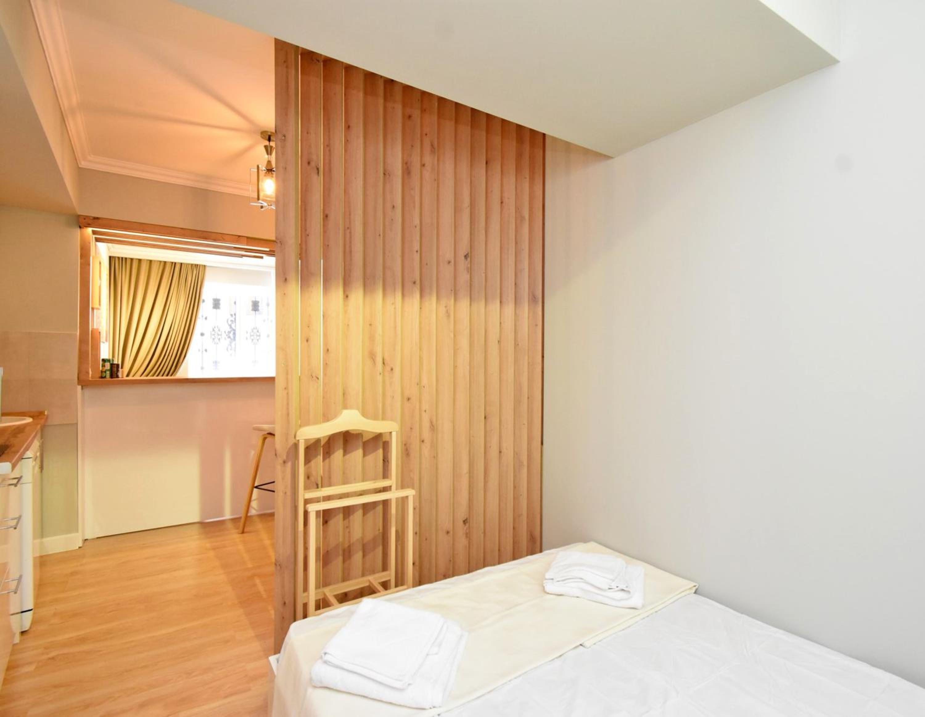 Rester Center Apartment