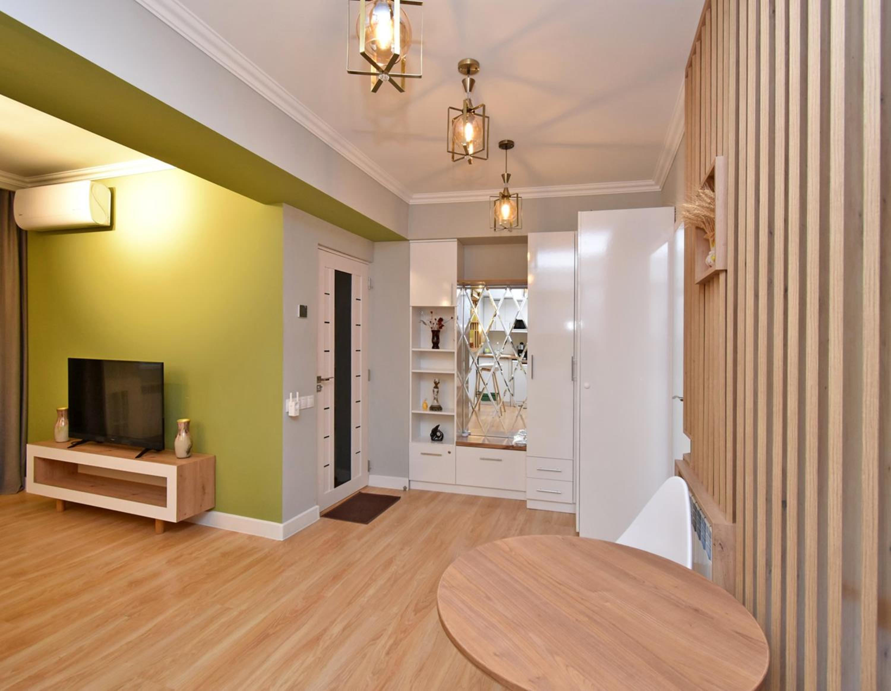 Rester Center Apartment