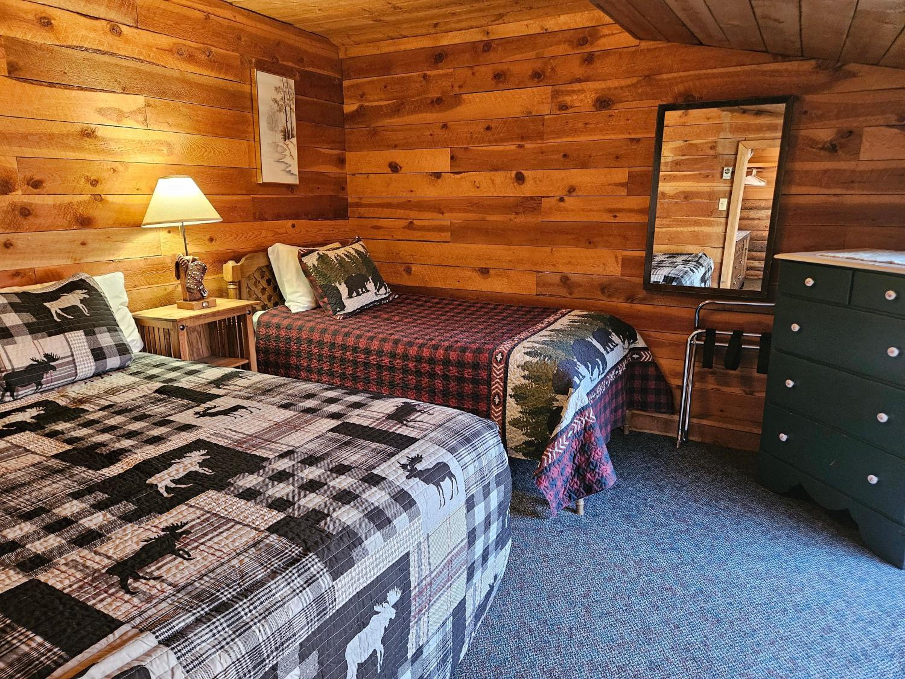 Daven Haven Lodge  Cabins - Property Image 7
