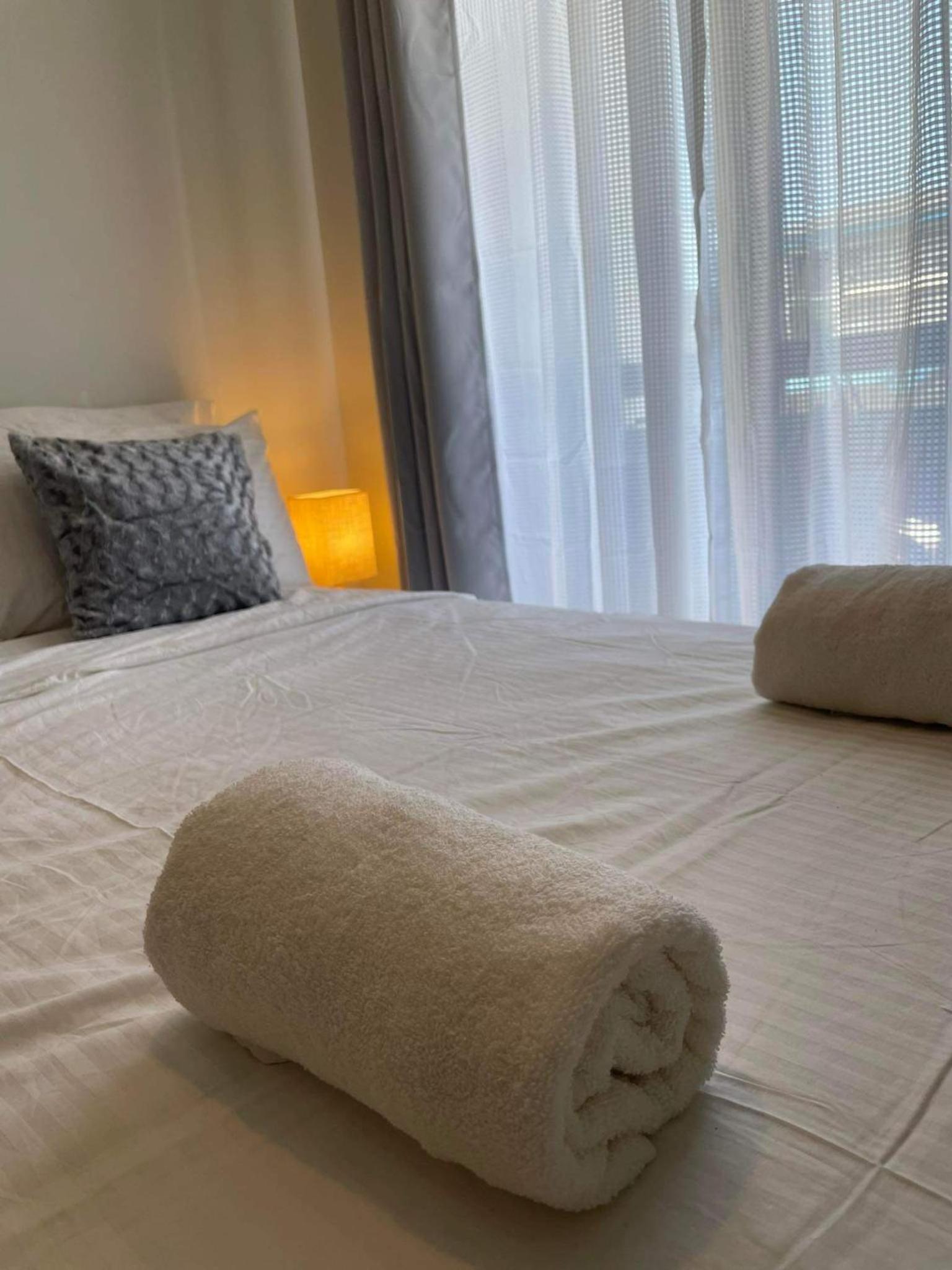 MA PINE SUITES TAGAYTAY by Crown Asia