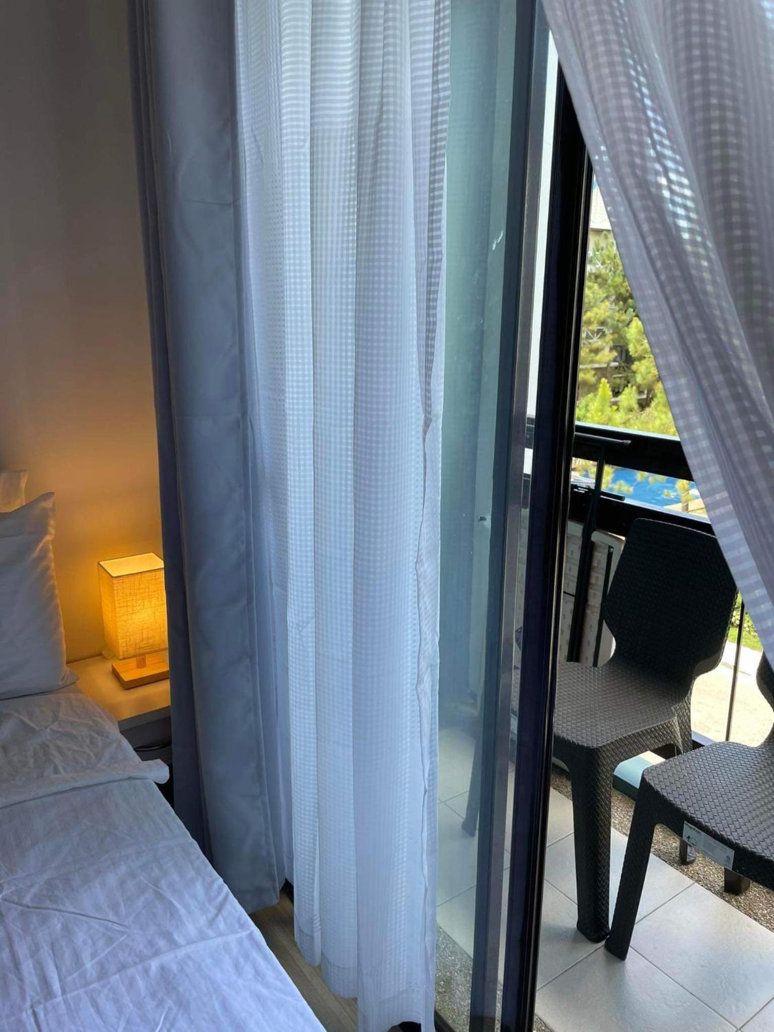 MA PINE SUITES TAGAYTAY by Crown Asia