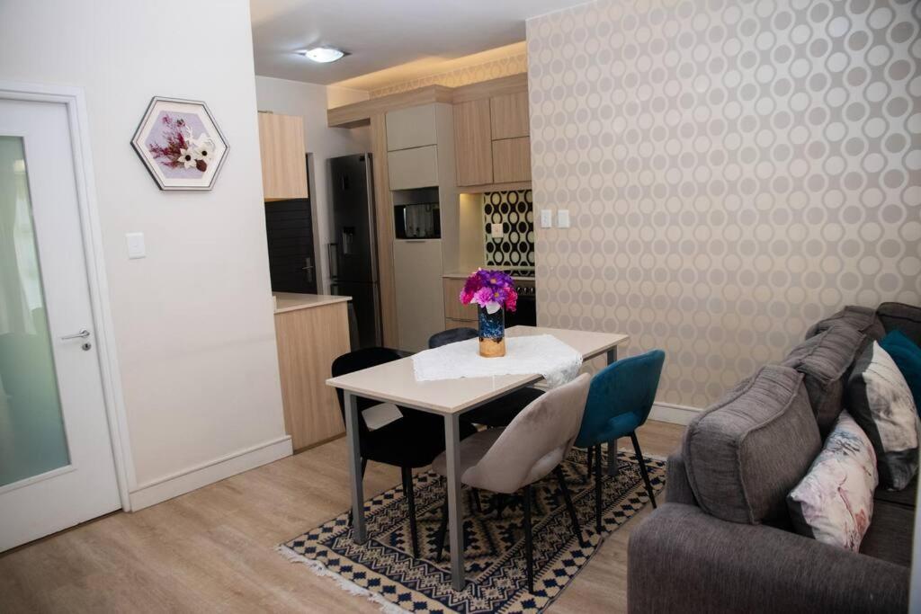 An Oasis in the Heart of Rivonia