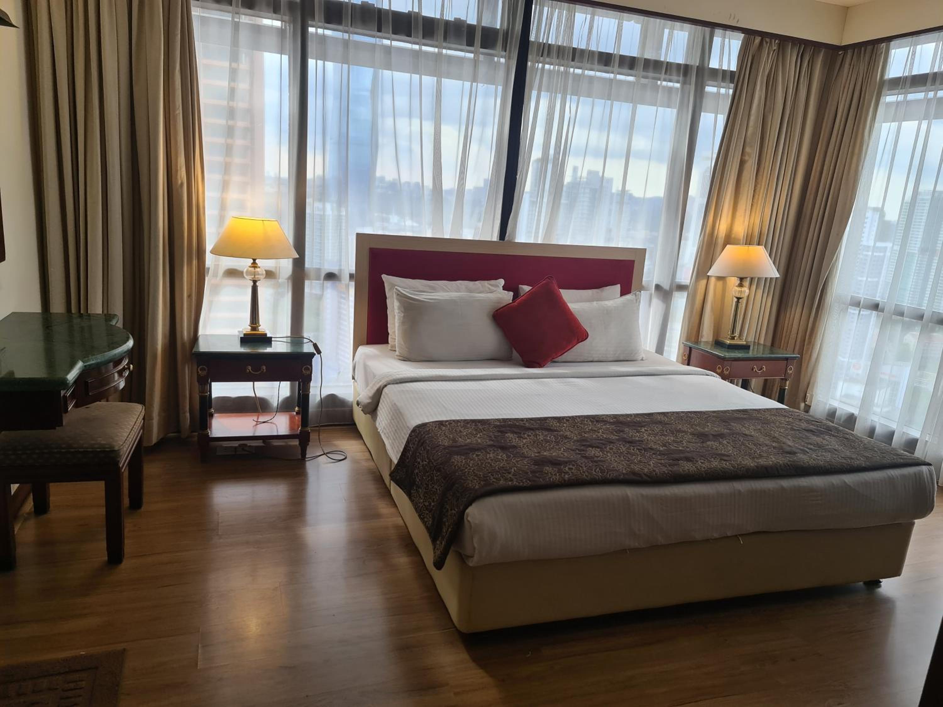 Soho Service Suite at Times Square KL