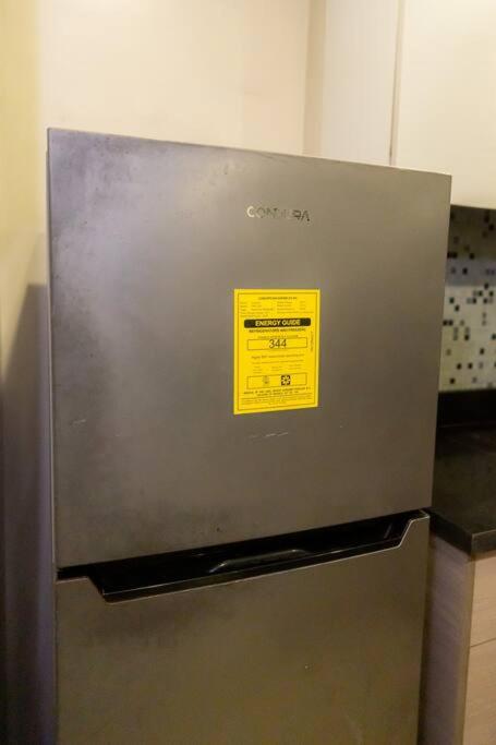 A2J Luxury Cinema 3BR Loft BGC Near High Street view 5