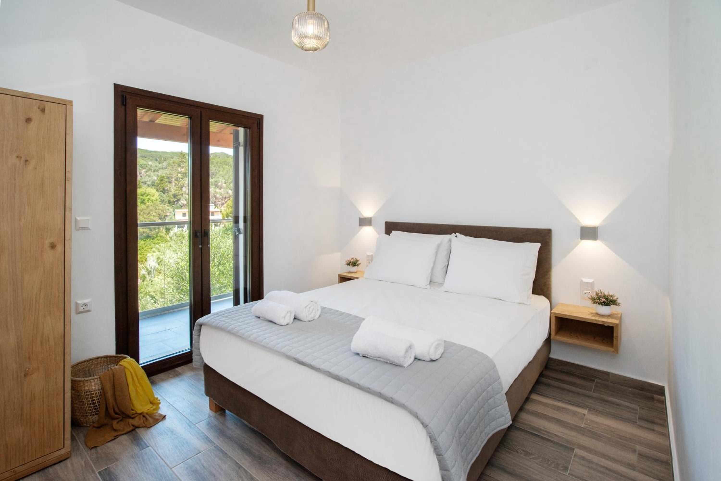 Villa Socrates Gardeno Luxury Sea View Pool Escape