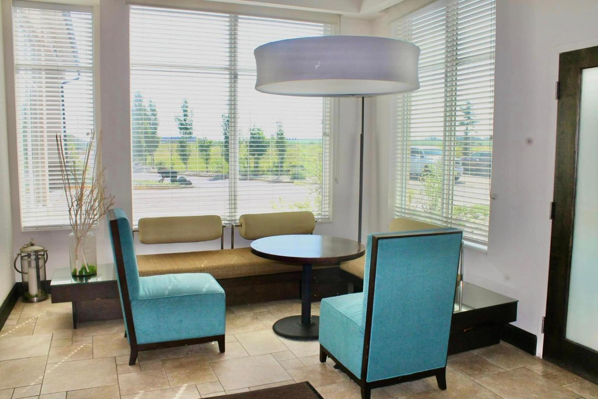 Leduc Vacations - Hilton Garden Inn Edmonton International Airport - Property Image 2