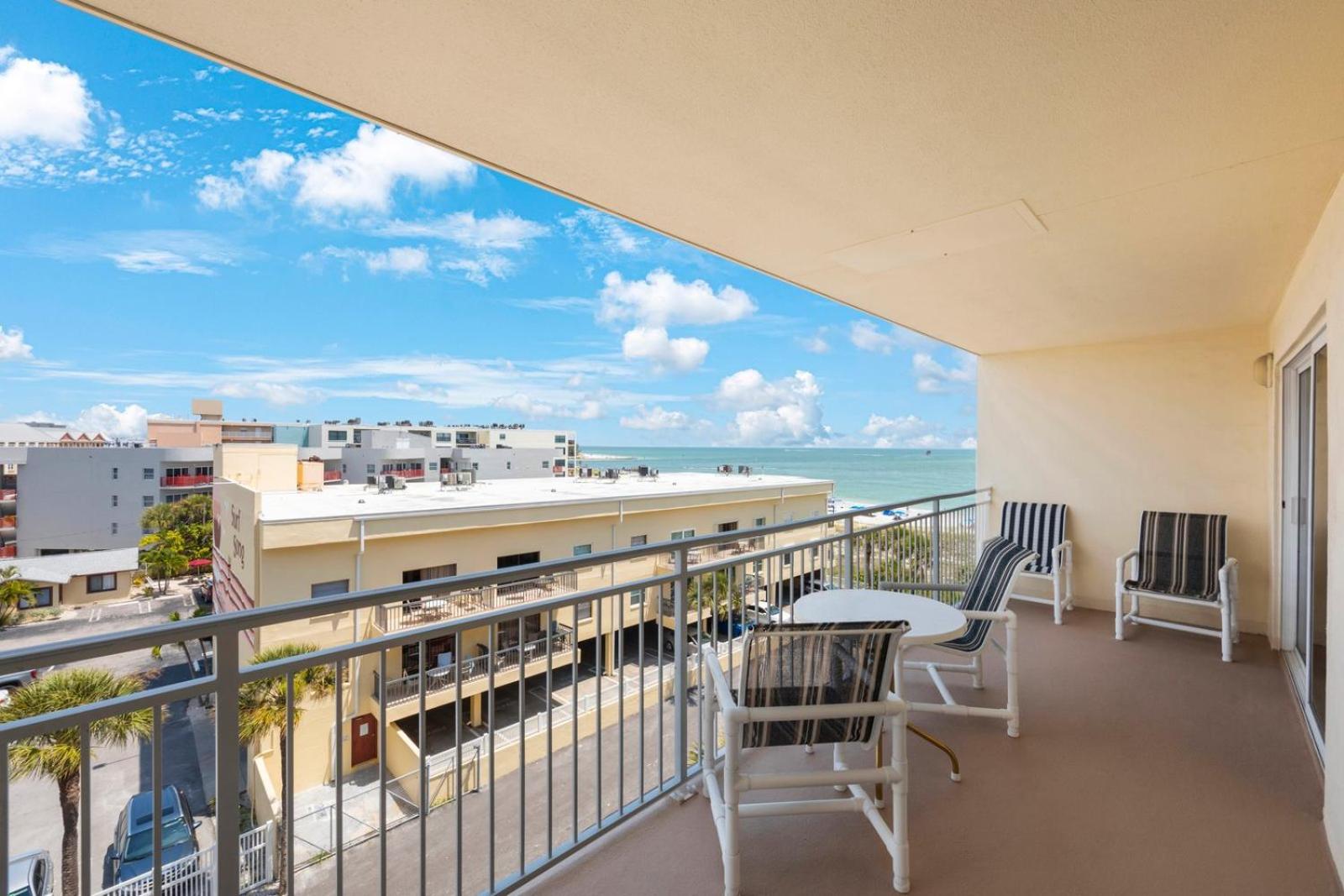 New 2024 Remodel - 2 BR 1.5BA - Madeira Norte #407 view 2