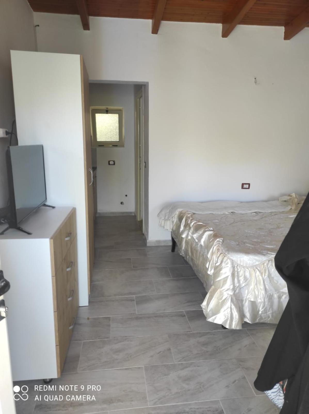 Portokallja Guest House Radhime