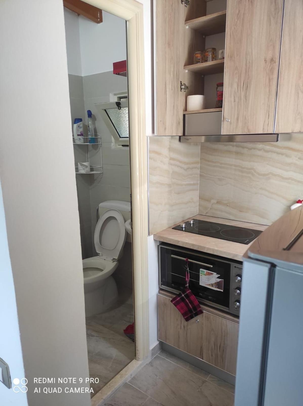 Portokallja Guest House Radhime